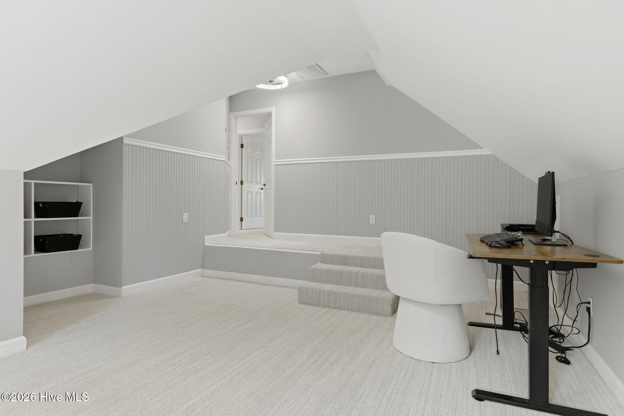 100567317 | Photo 52