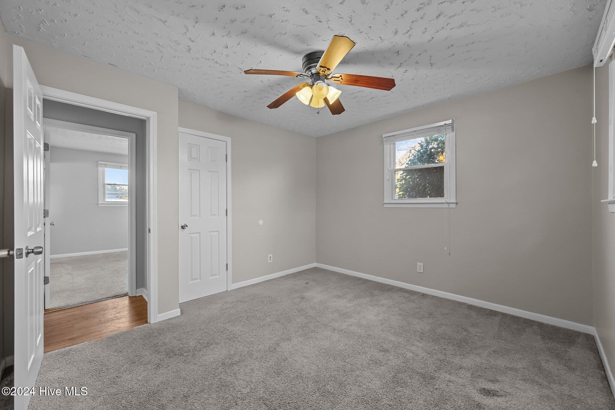 100552897 | Photo 16