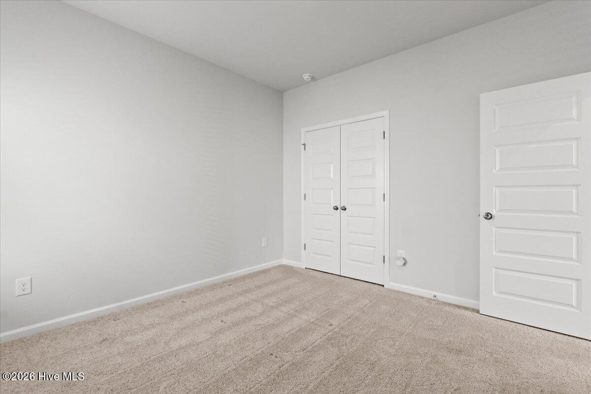 100567069 | Photo 31