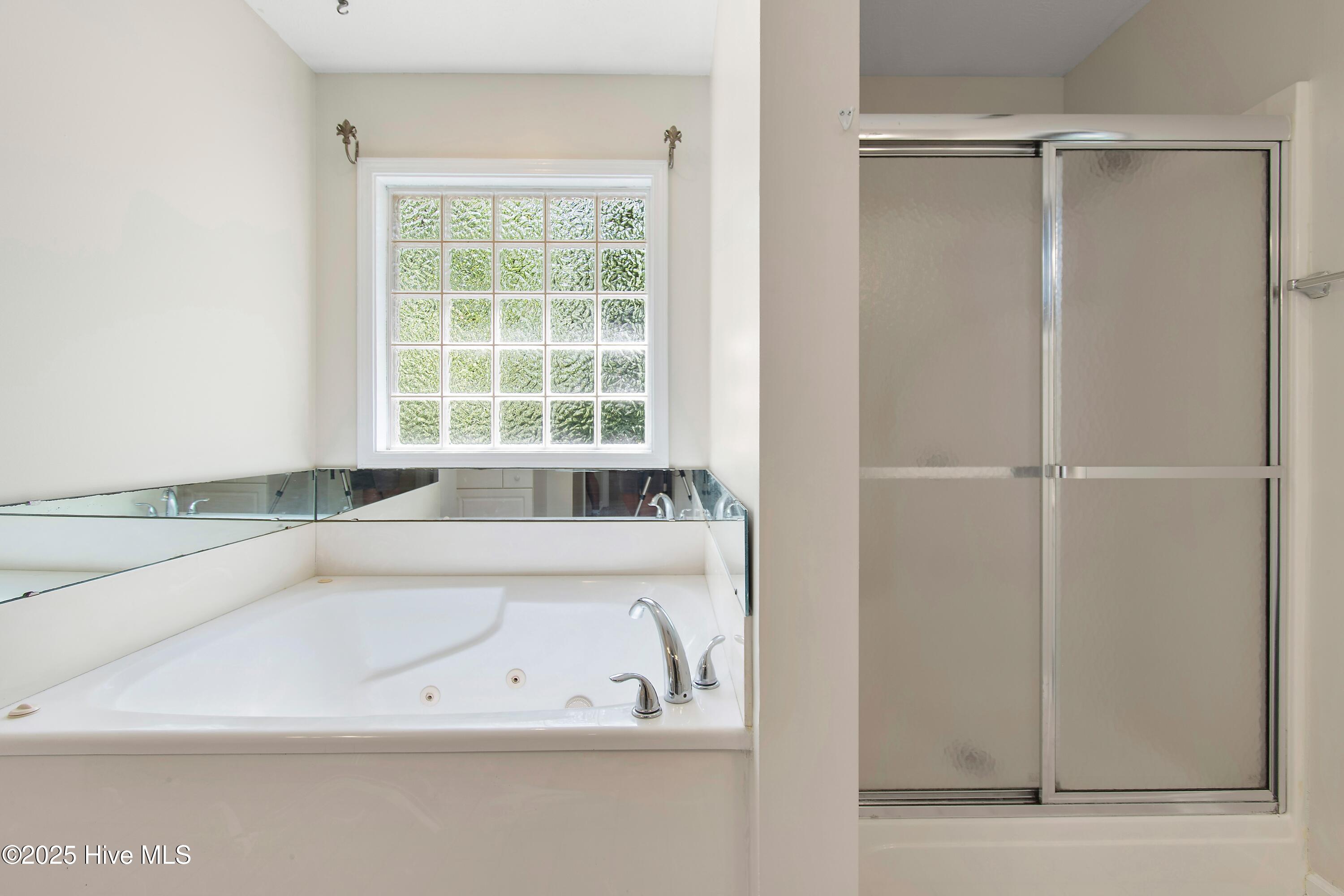 100515628 | Photo 27