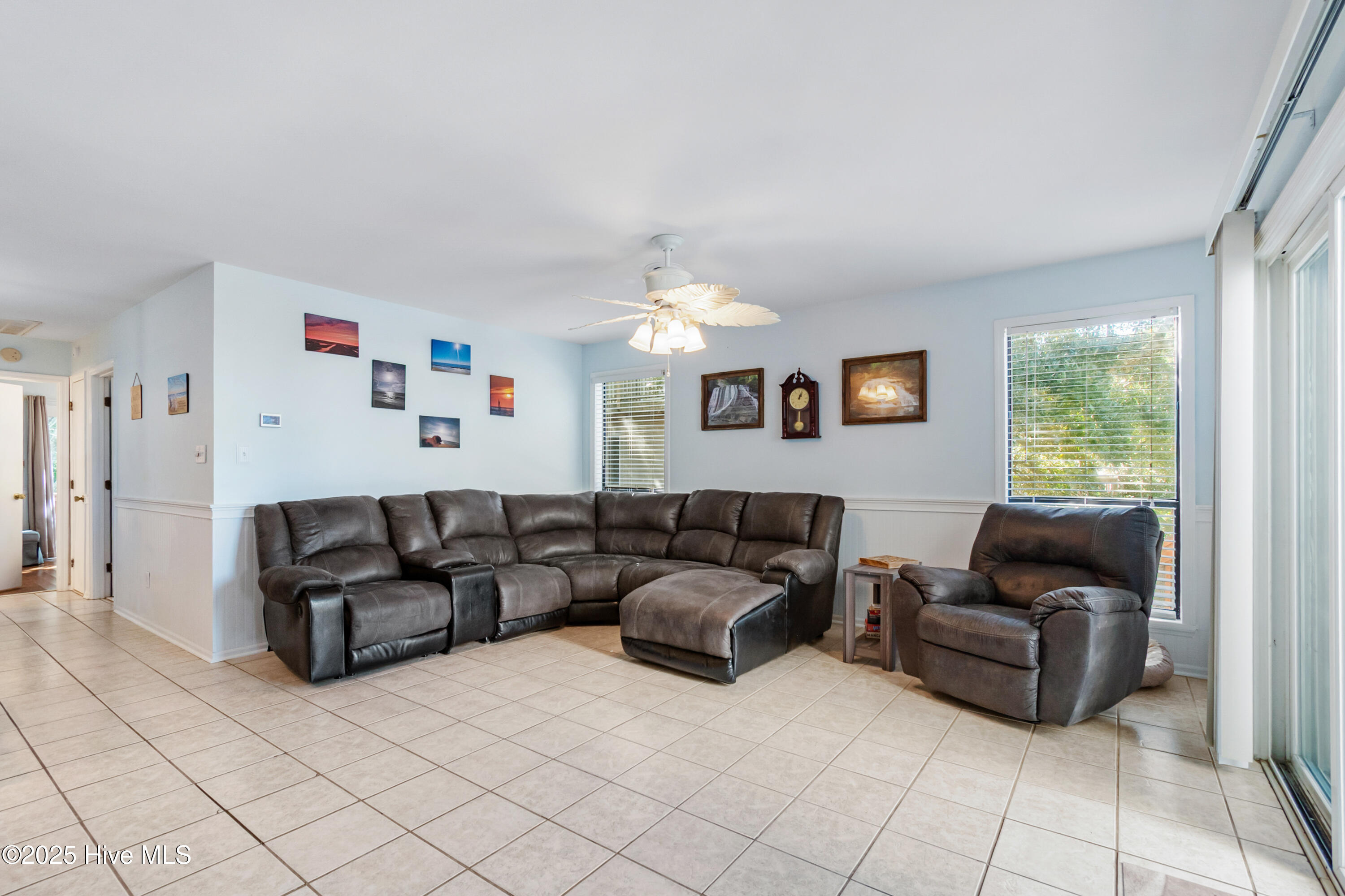 100539702 | Photo 24