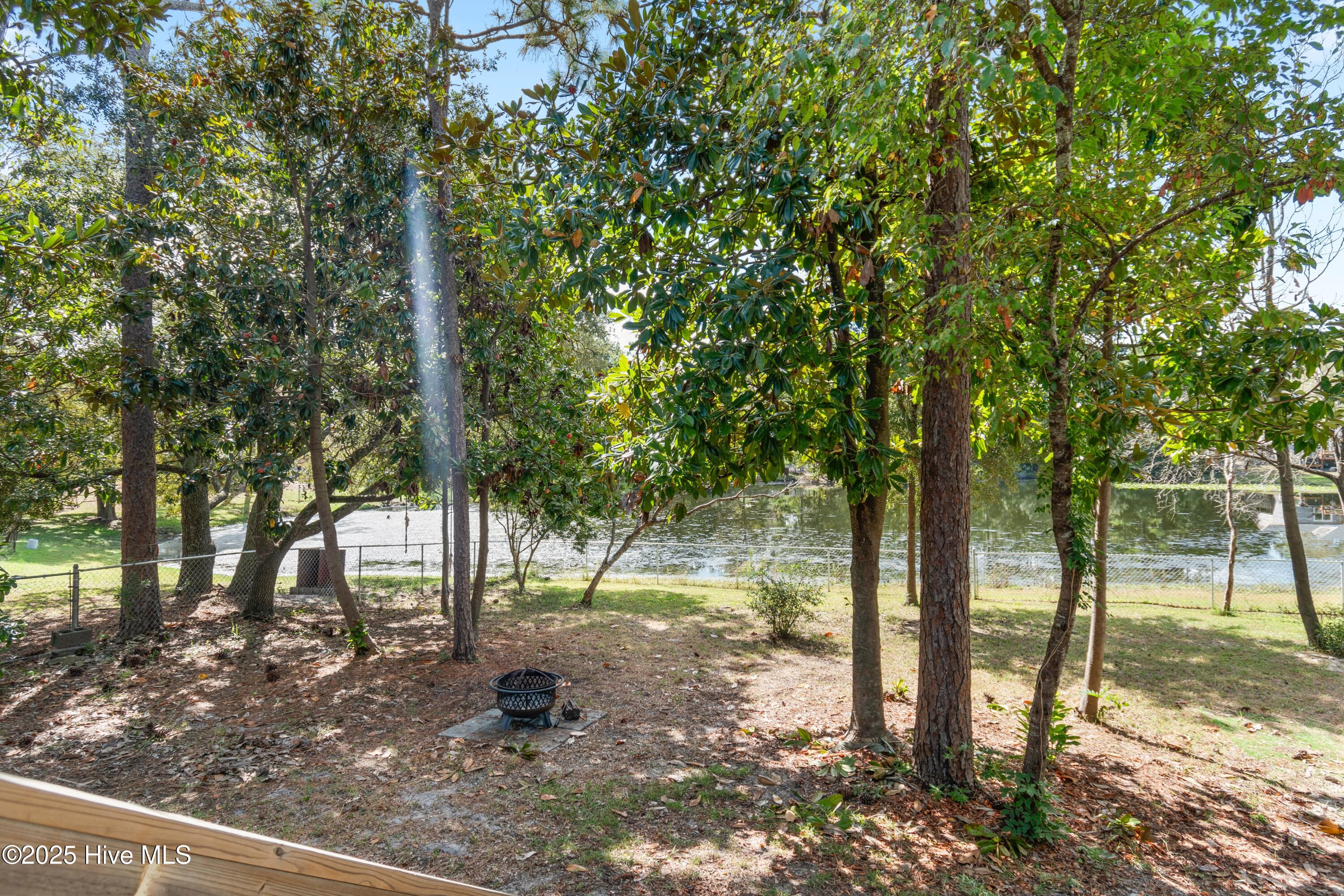 100532818 | Photo 30