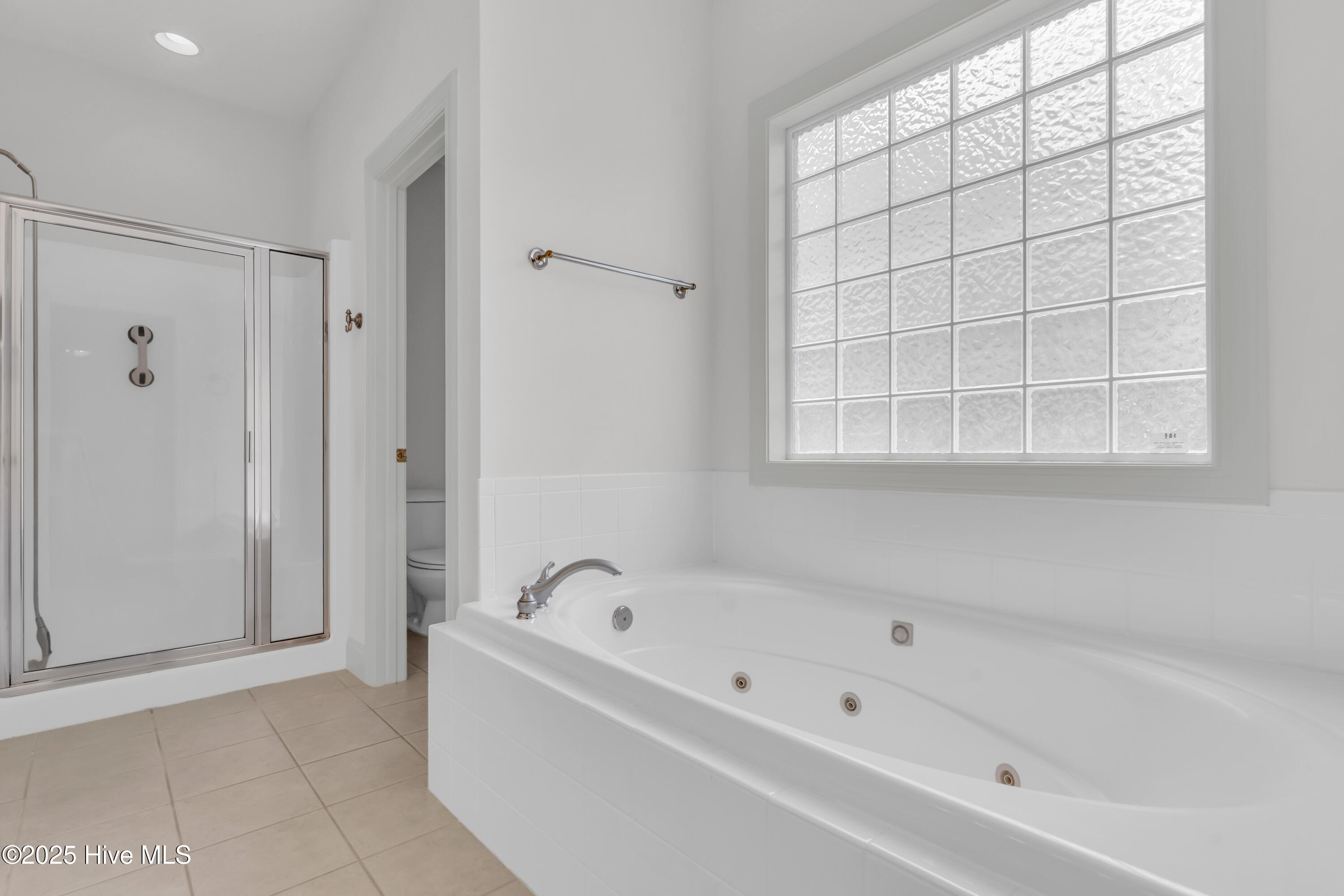 100523896 | Photo 26