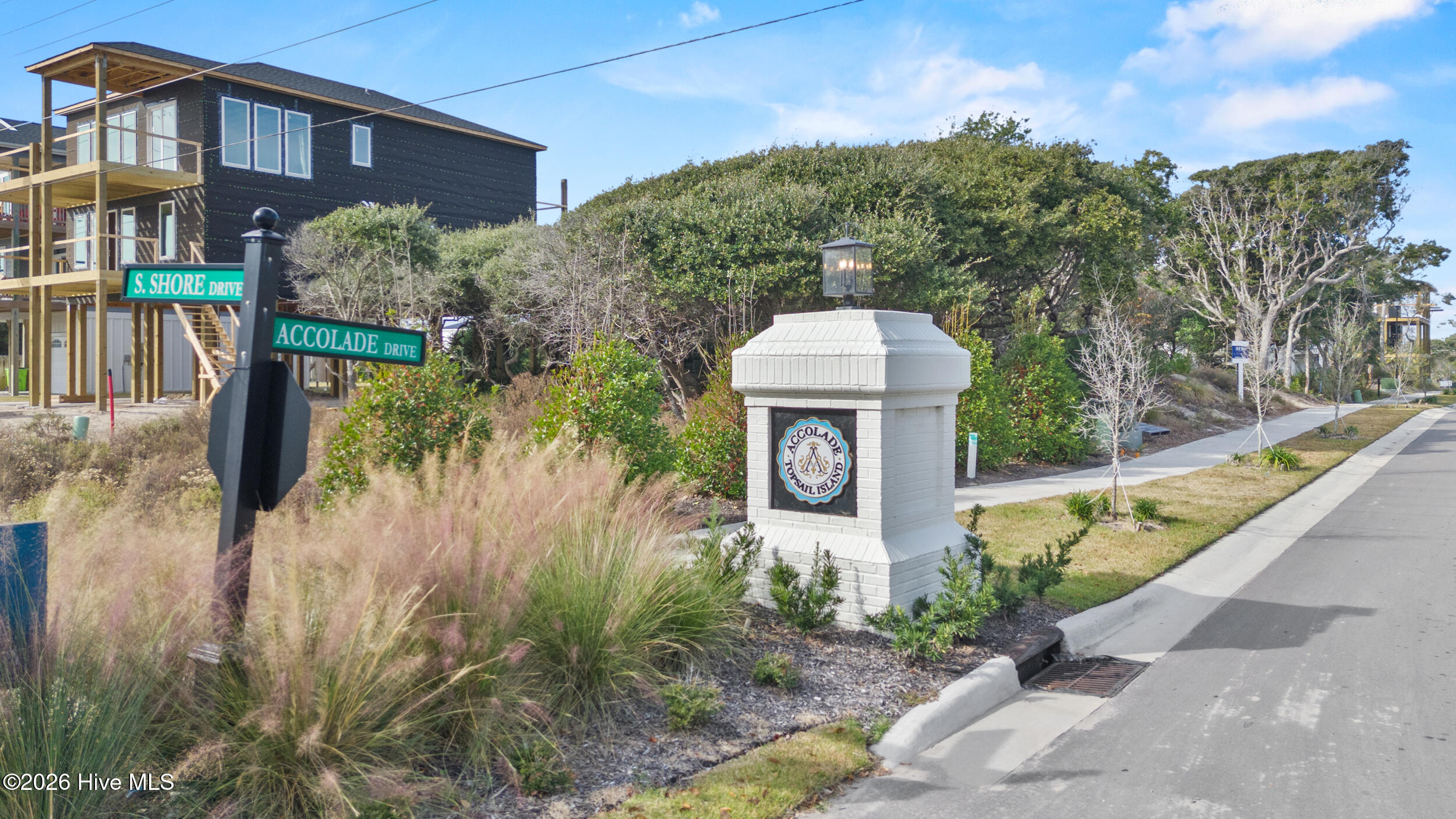 100543064 | Photo 80