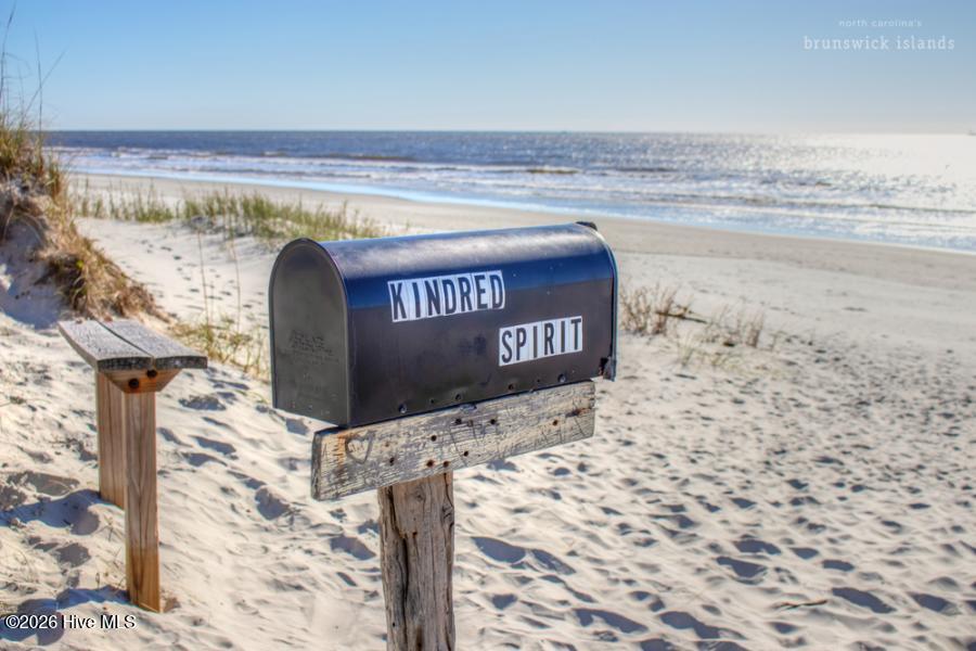 100568431 | Photo 37