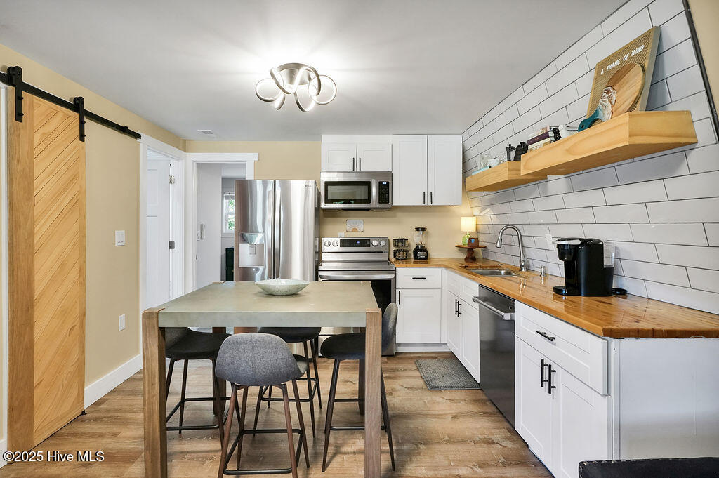 100538835 | Photo 11