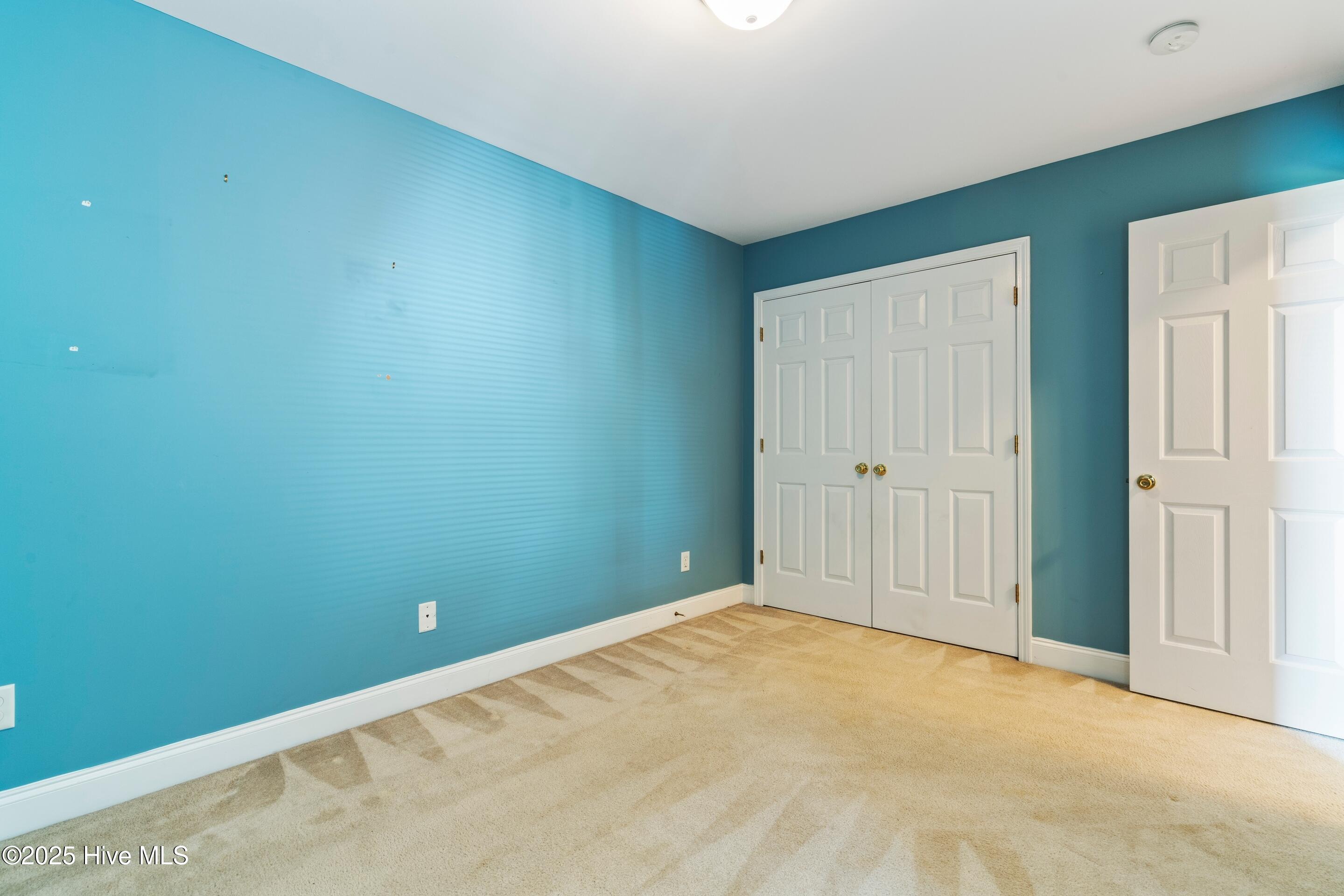 100522418 | Photo 35