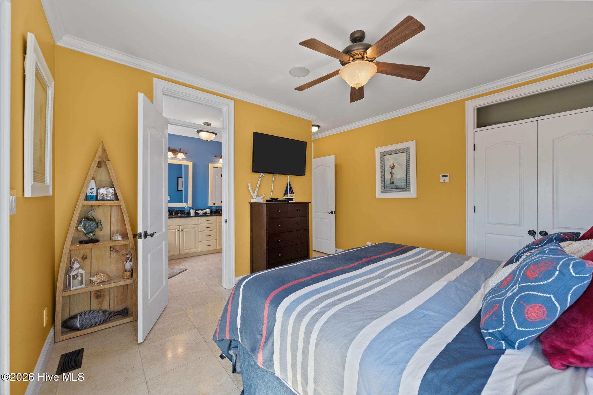 100568549 | Photo 28