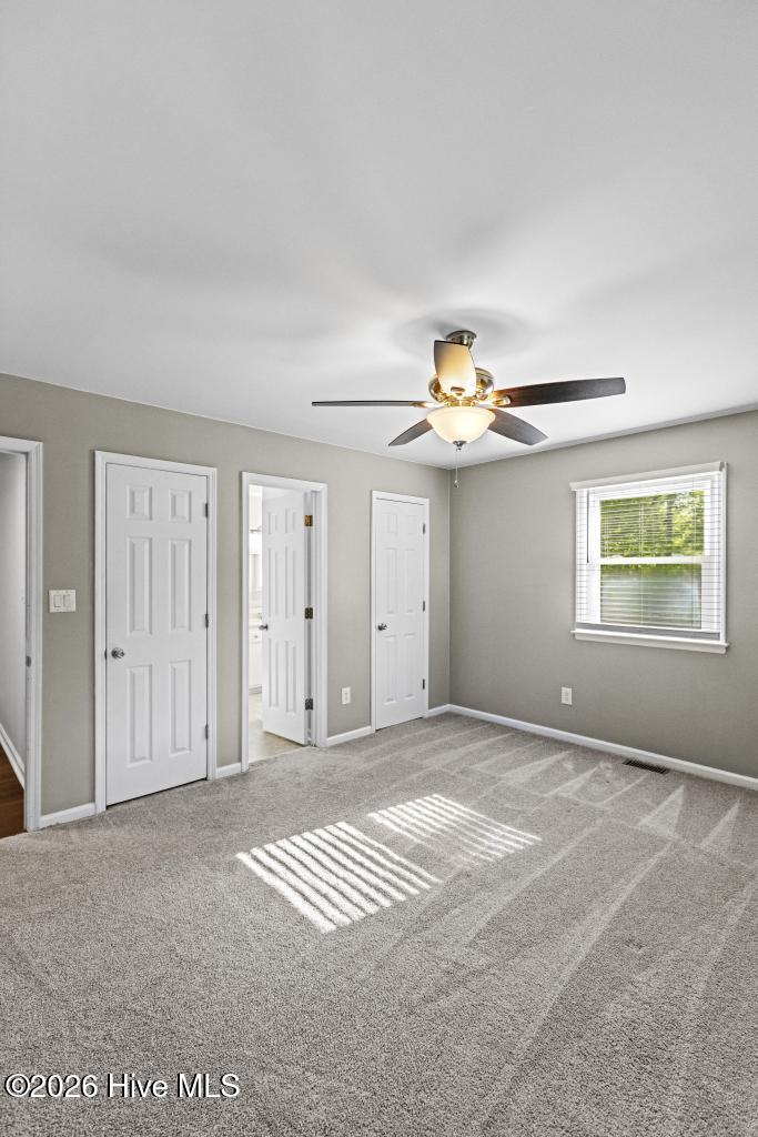 100570465 | Photo 38