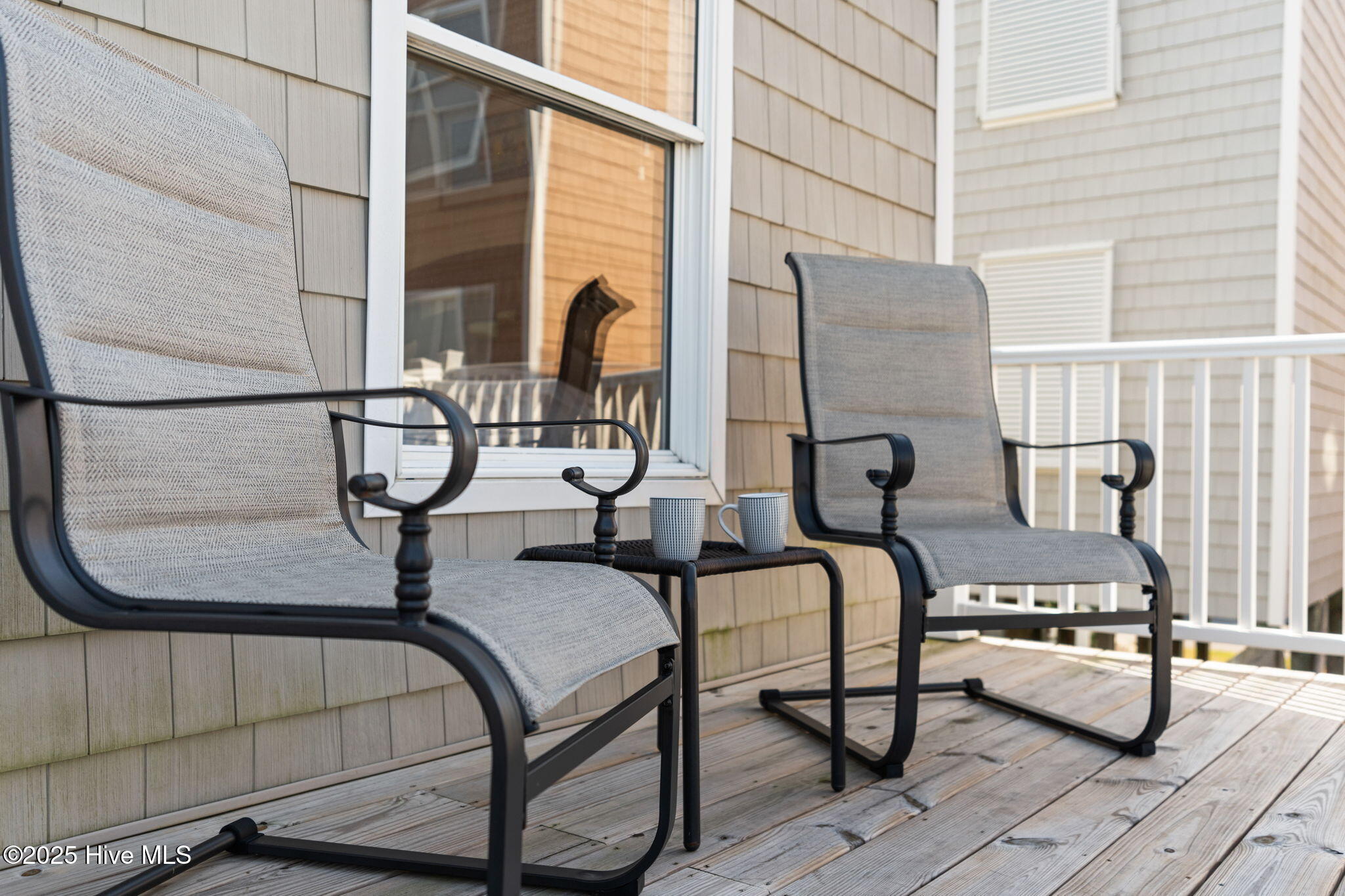 100532728 | Photo 10