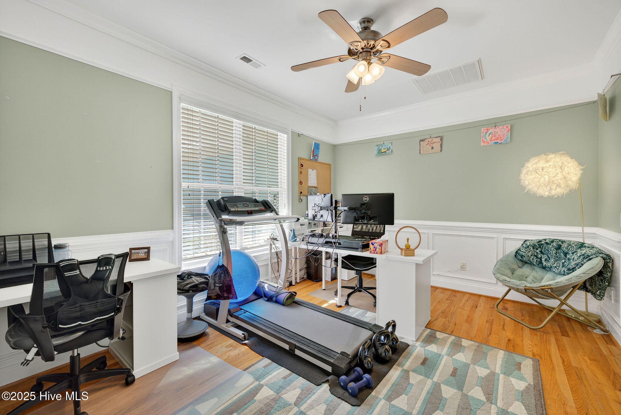 100540017 | Photo 33