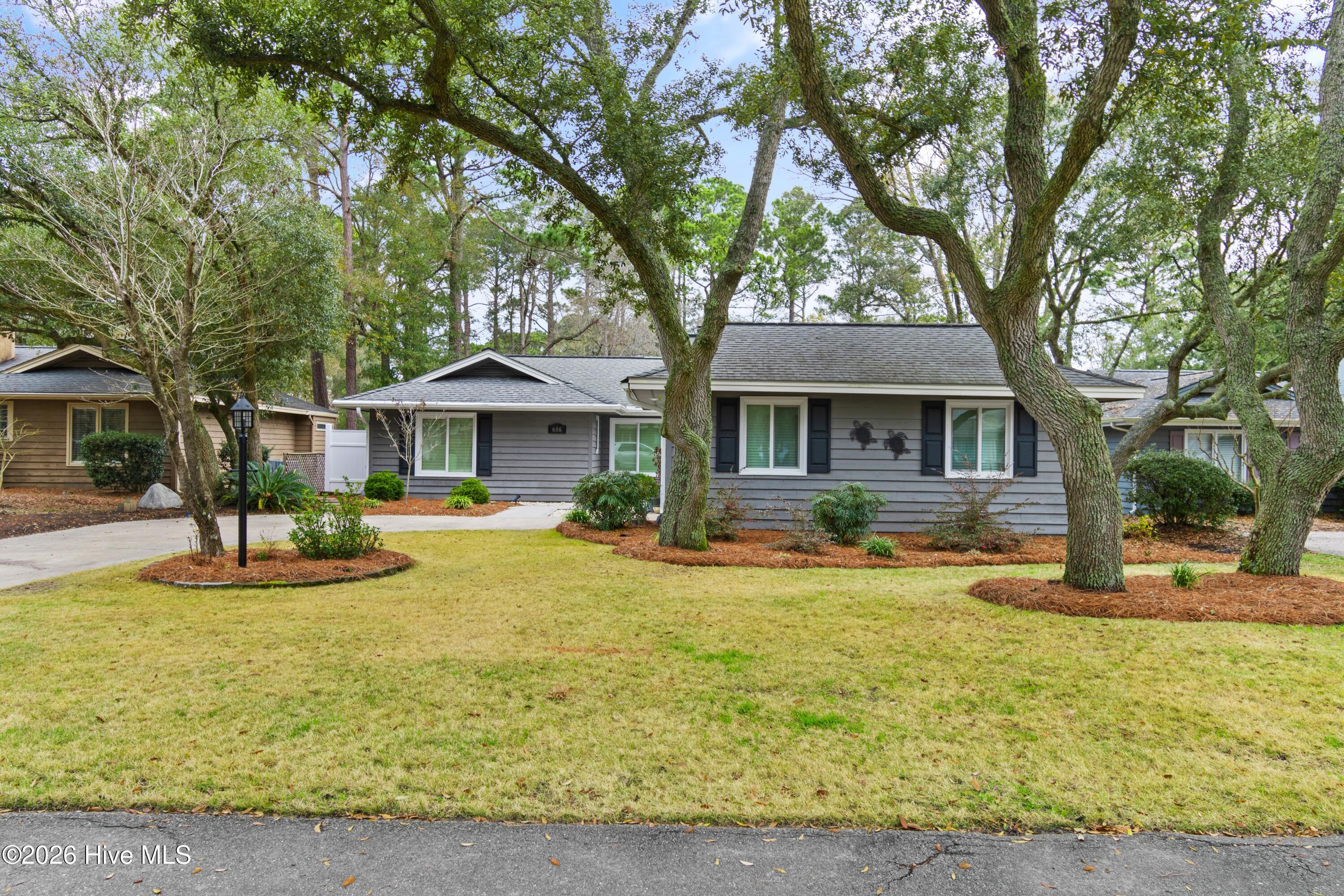 606 Camellia Lane, Sunset Beach, NC 28468