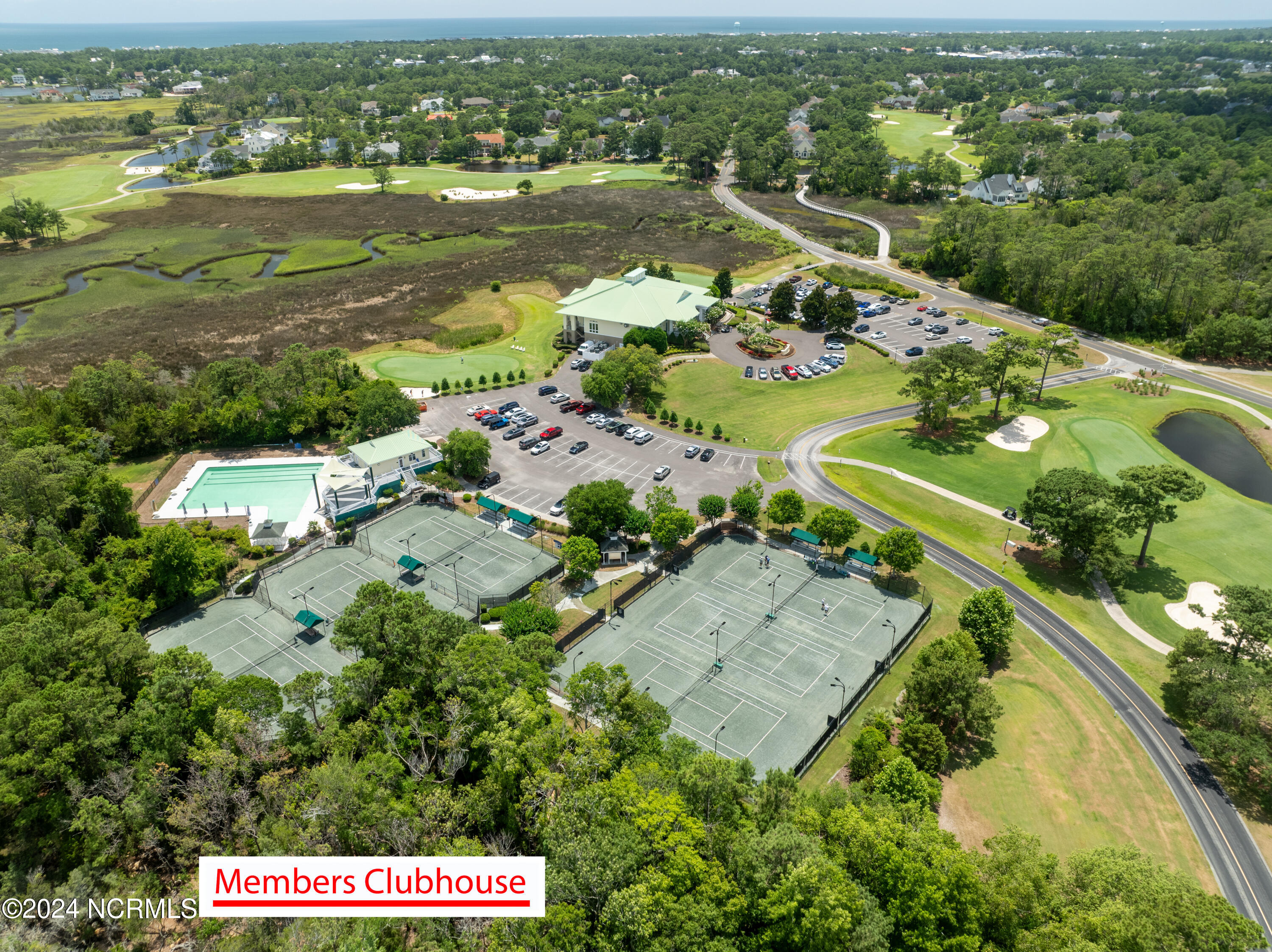 100460778 | Photo 37