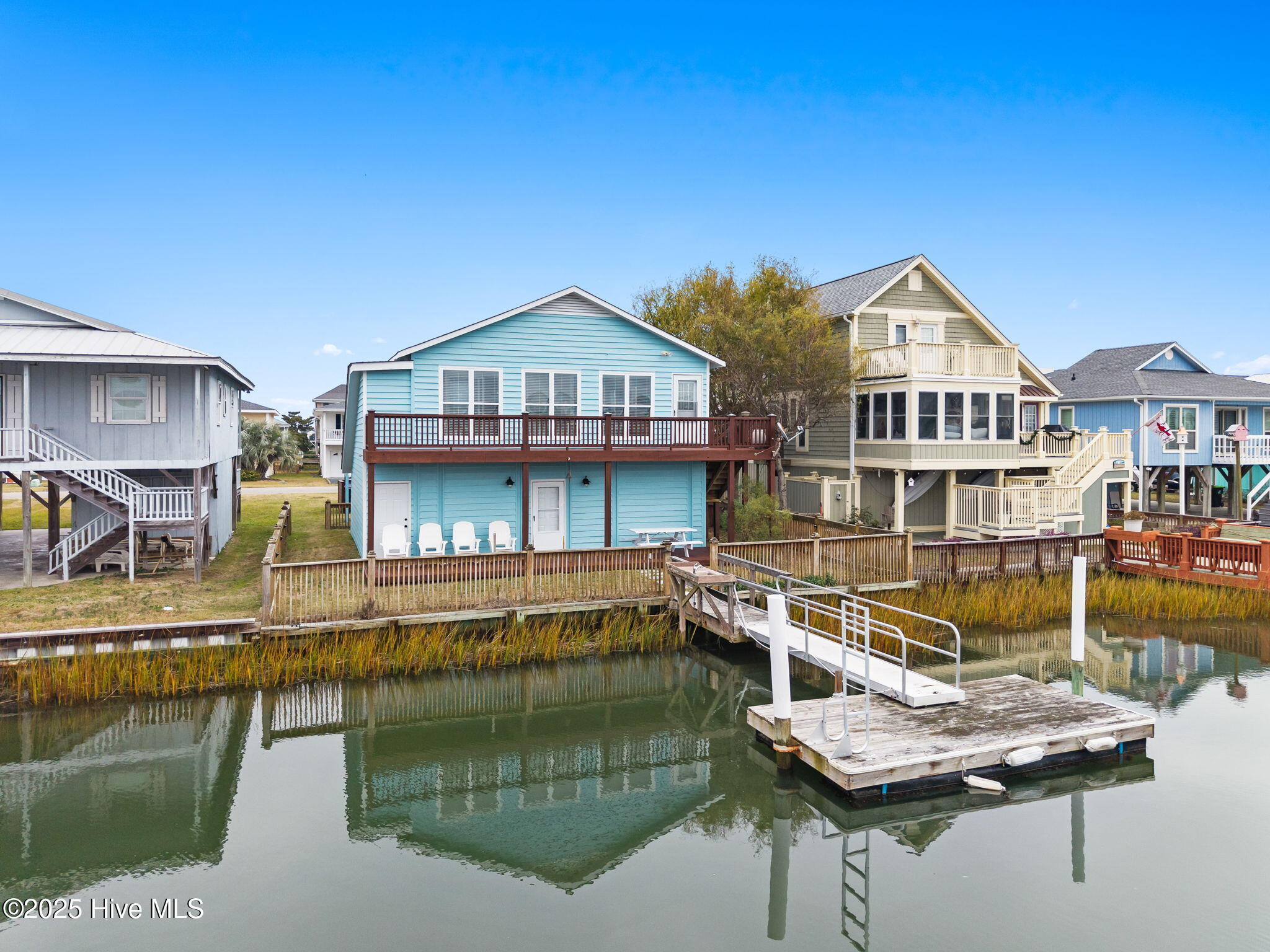 100544859 | Photo 43