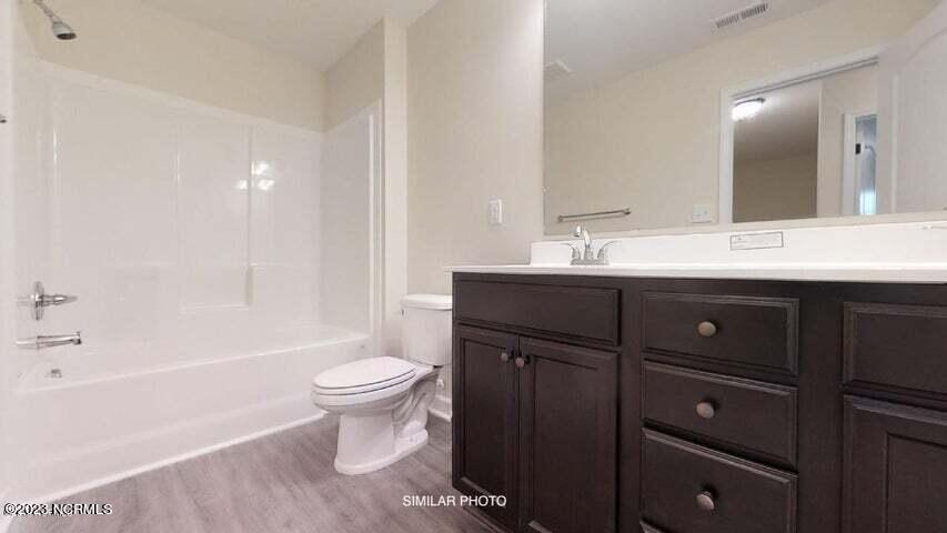 100537087 | Photo 39