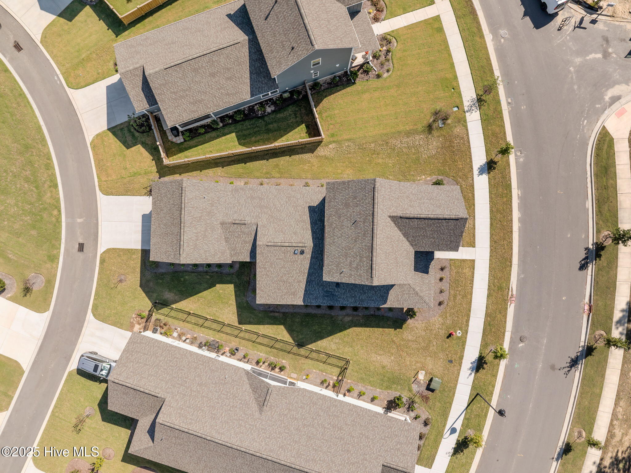 100537775 | Photo 52