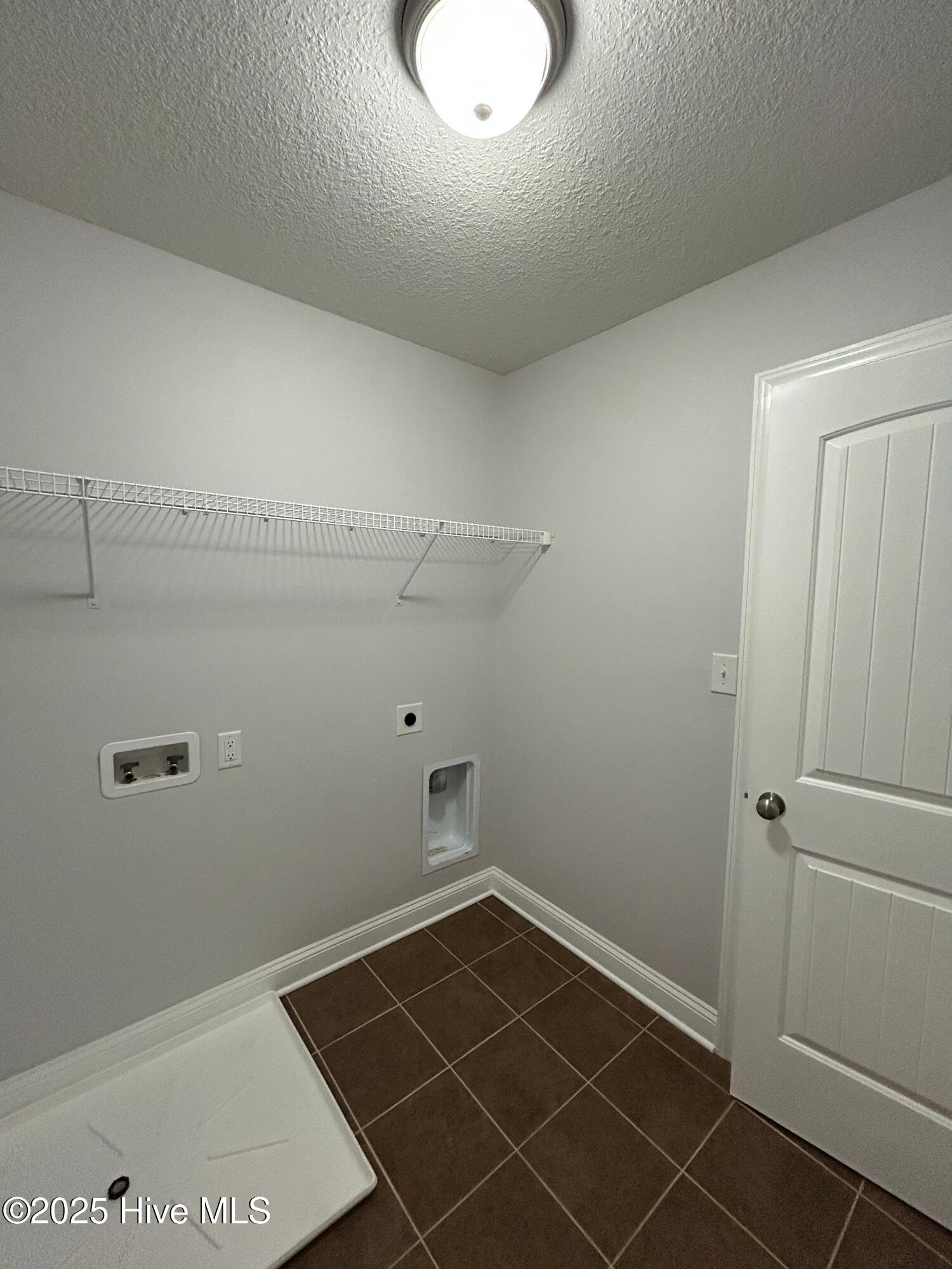 100528484 | Photo 27