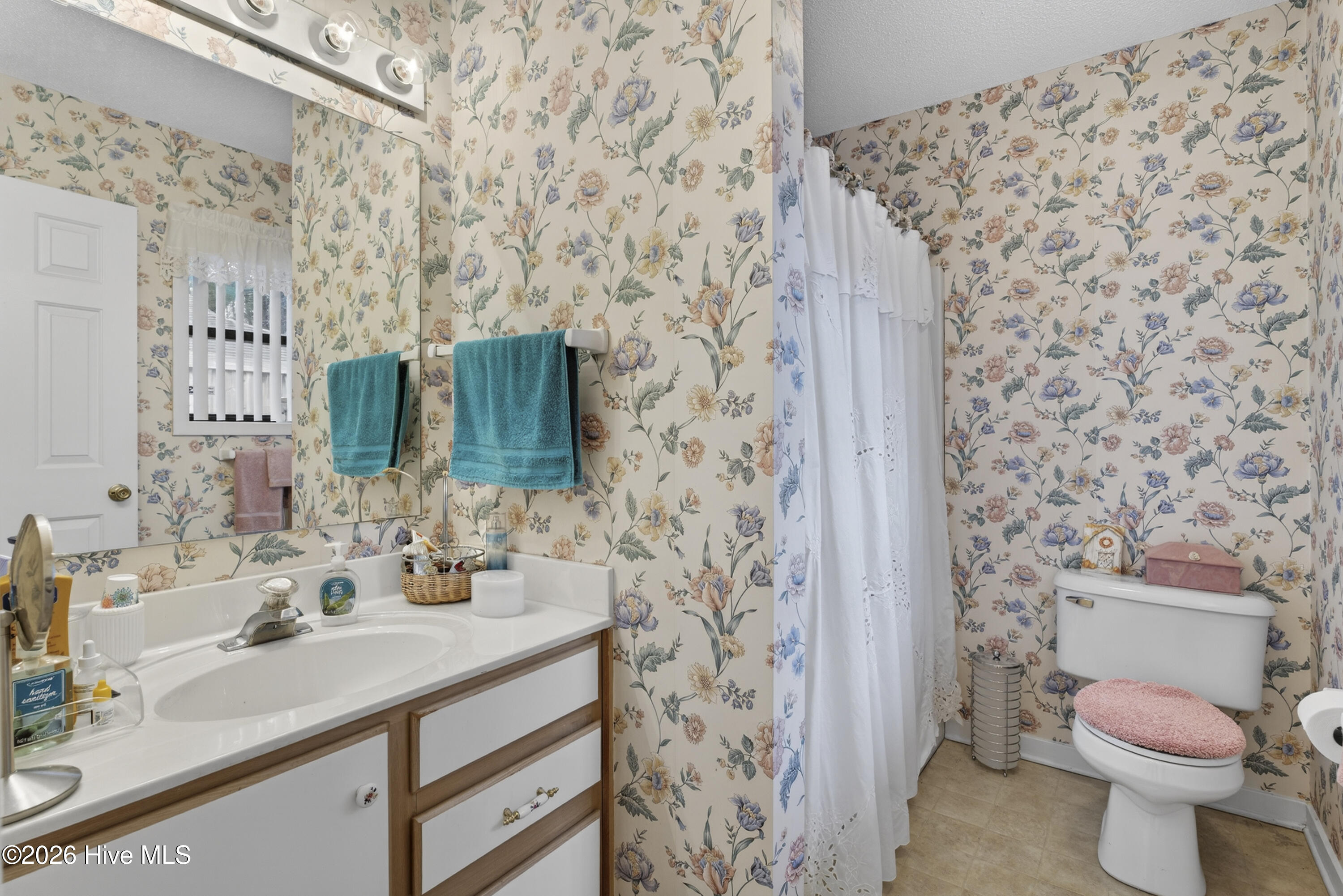 100557206 | Photo 28