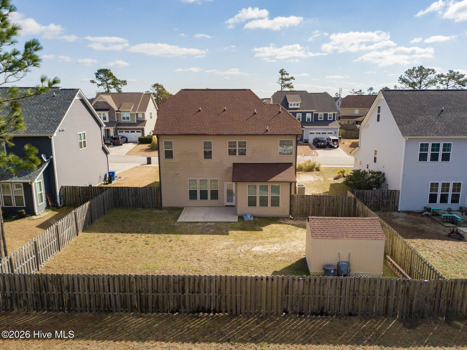 100558633 | Photo 44