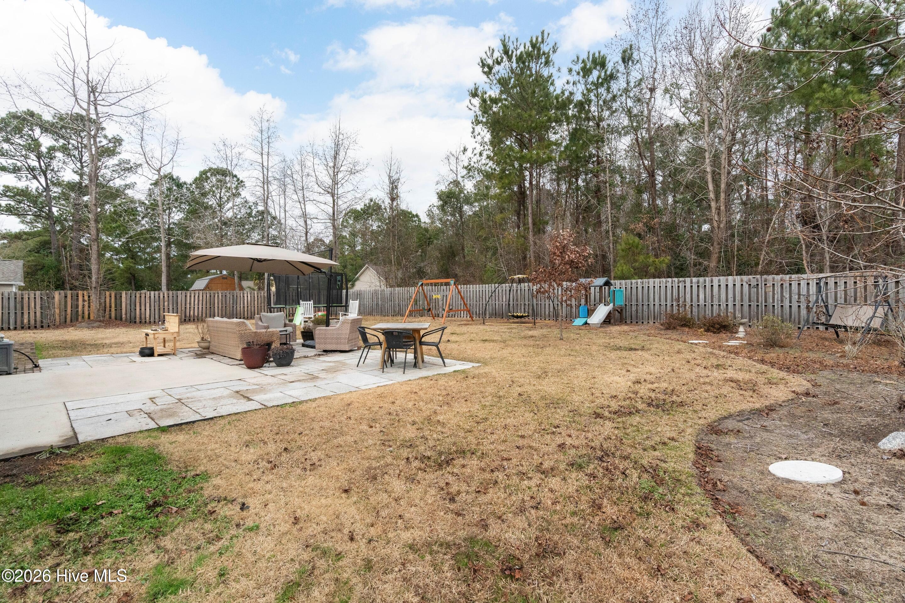 100549435 | Photo 48