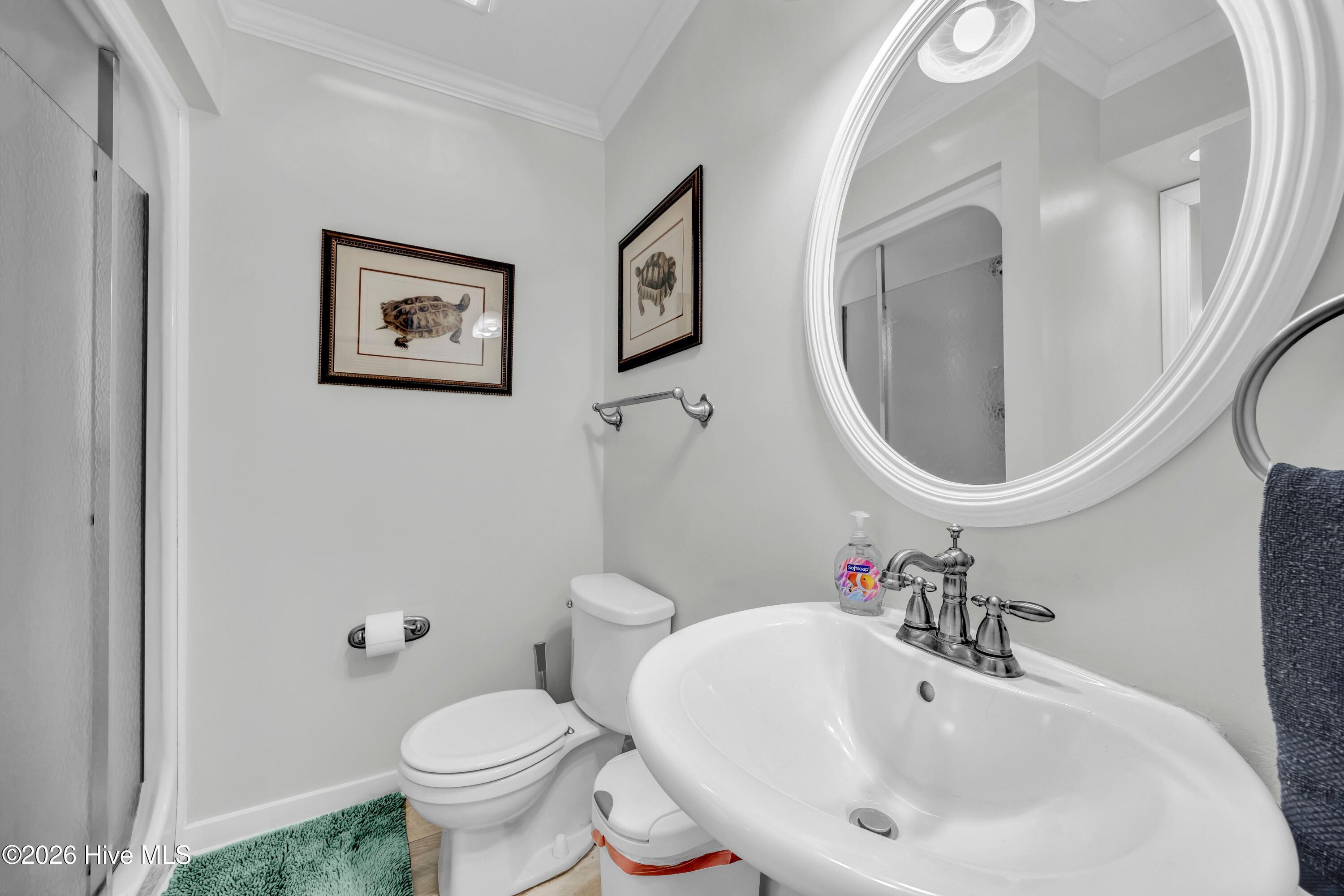 100560117 | Photo 22