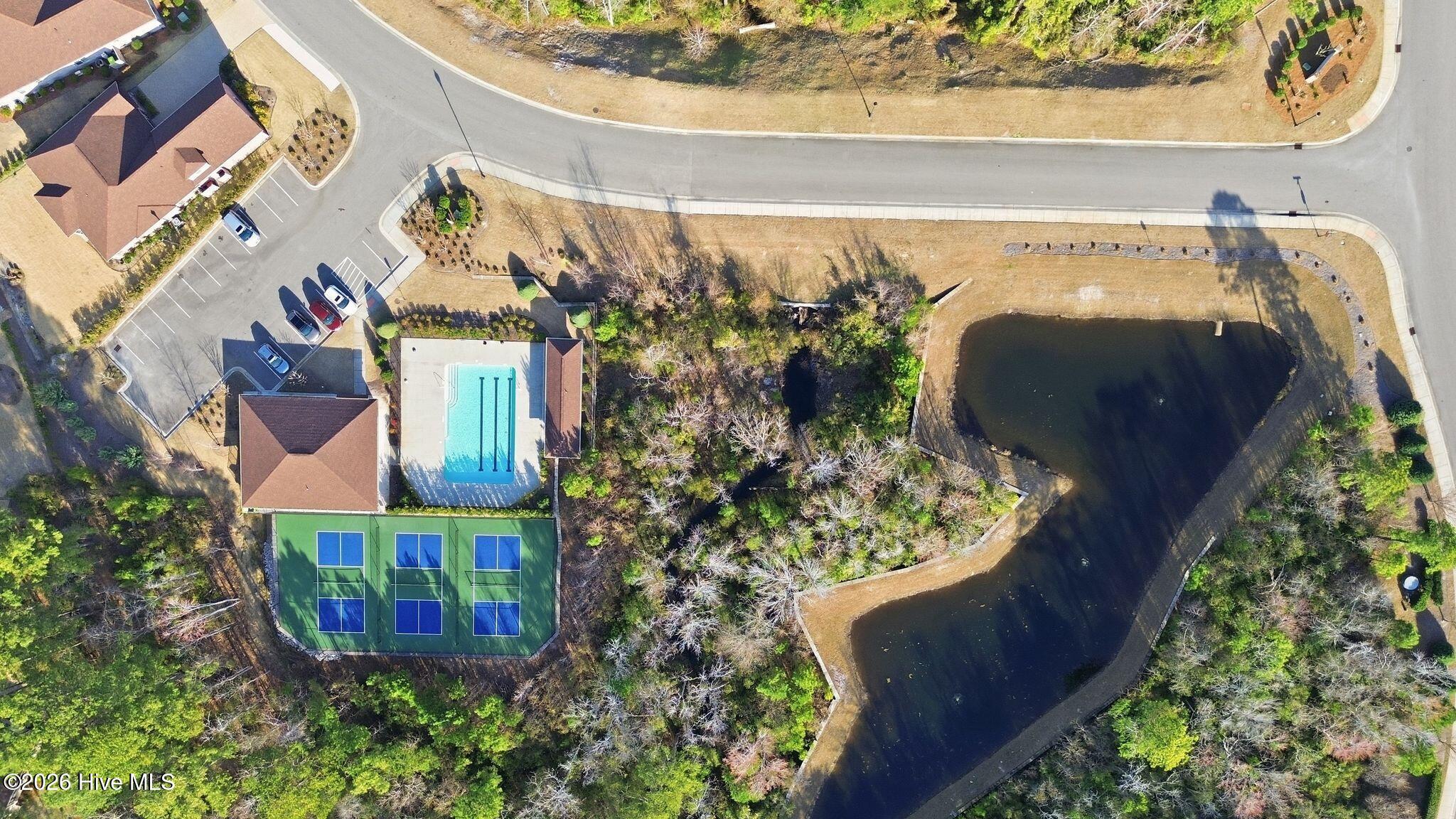 100564564 | Photo 74