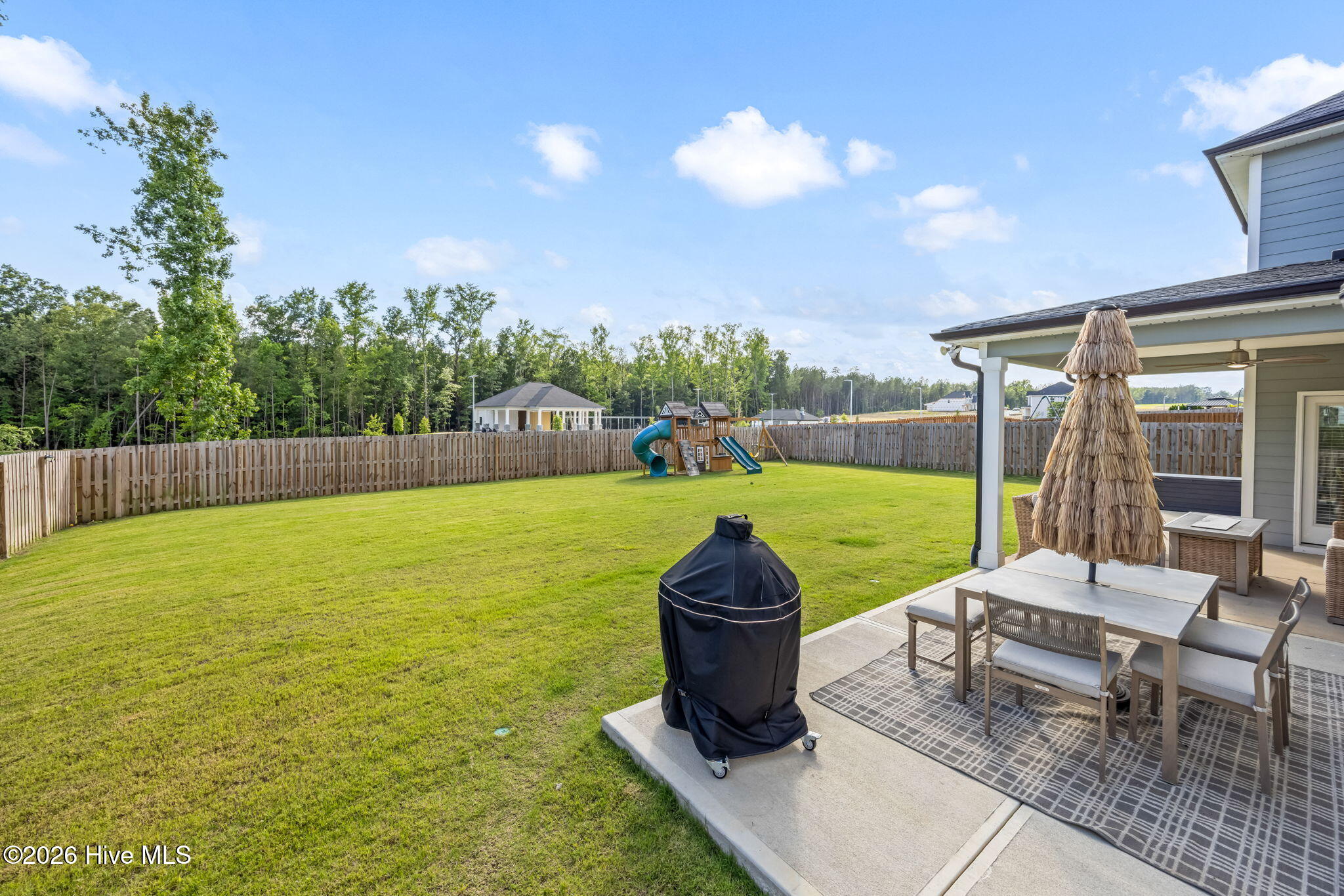 55-web-or-mls-235 Prominence Drive-50