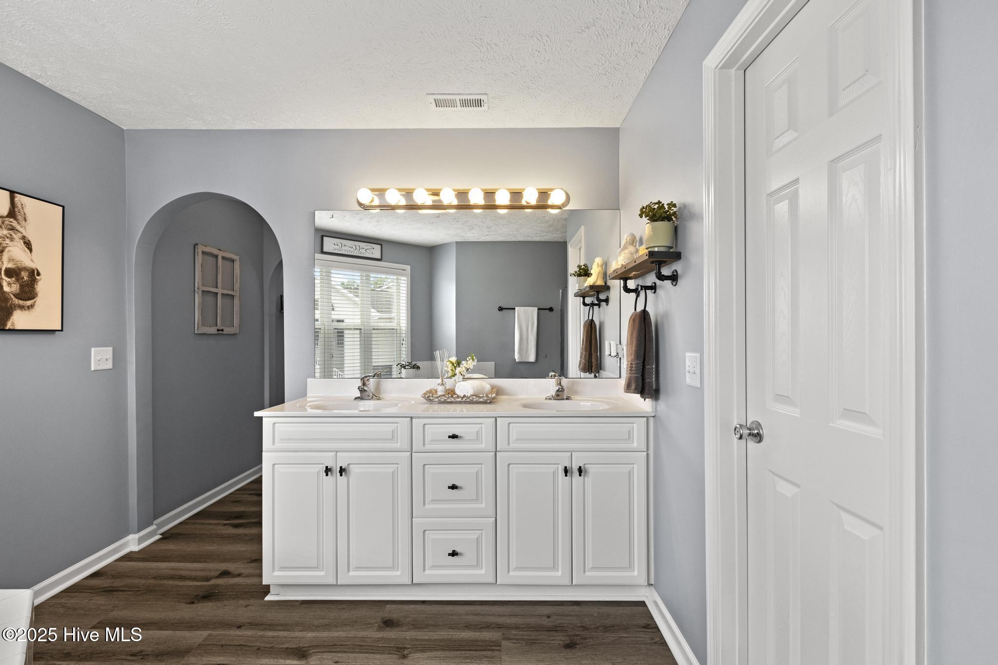 100508509 | Photo 20