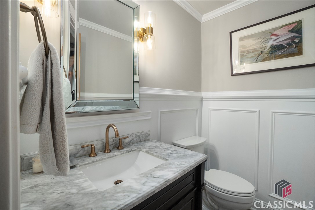 1041 Hollow Creek Way