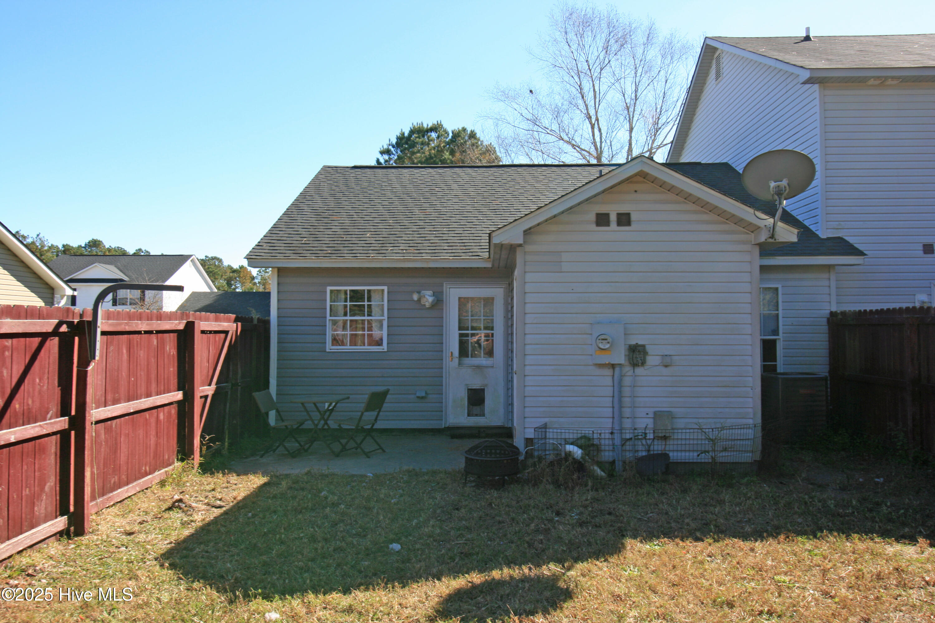 100558517 | Photo 18