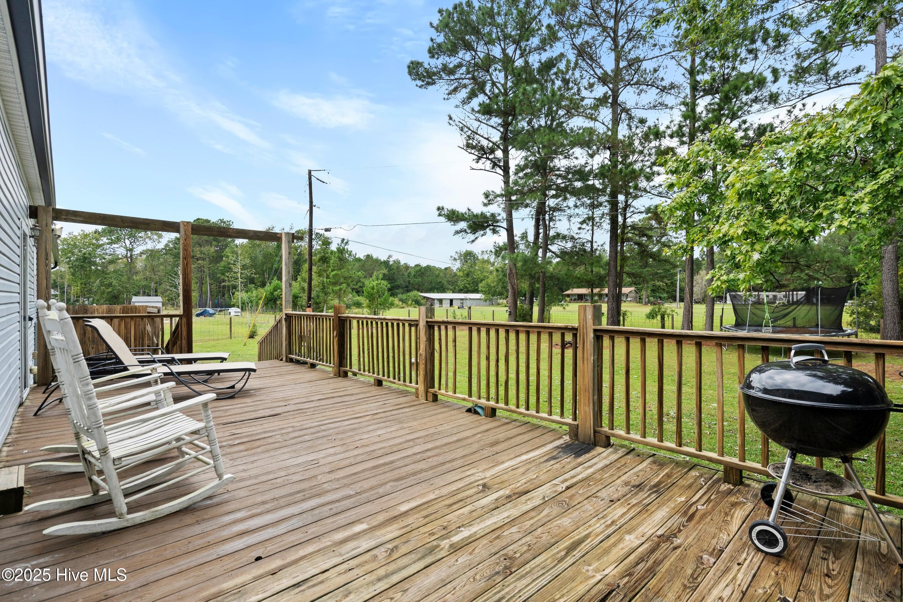 100535134 | Photo 43