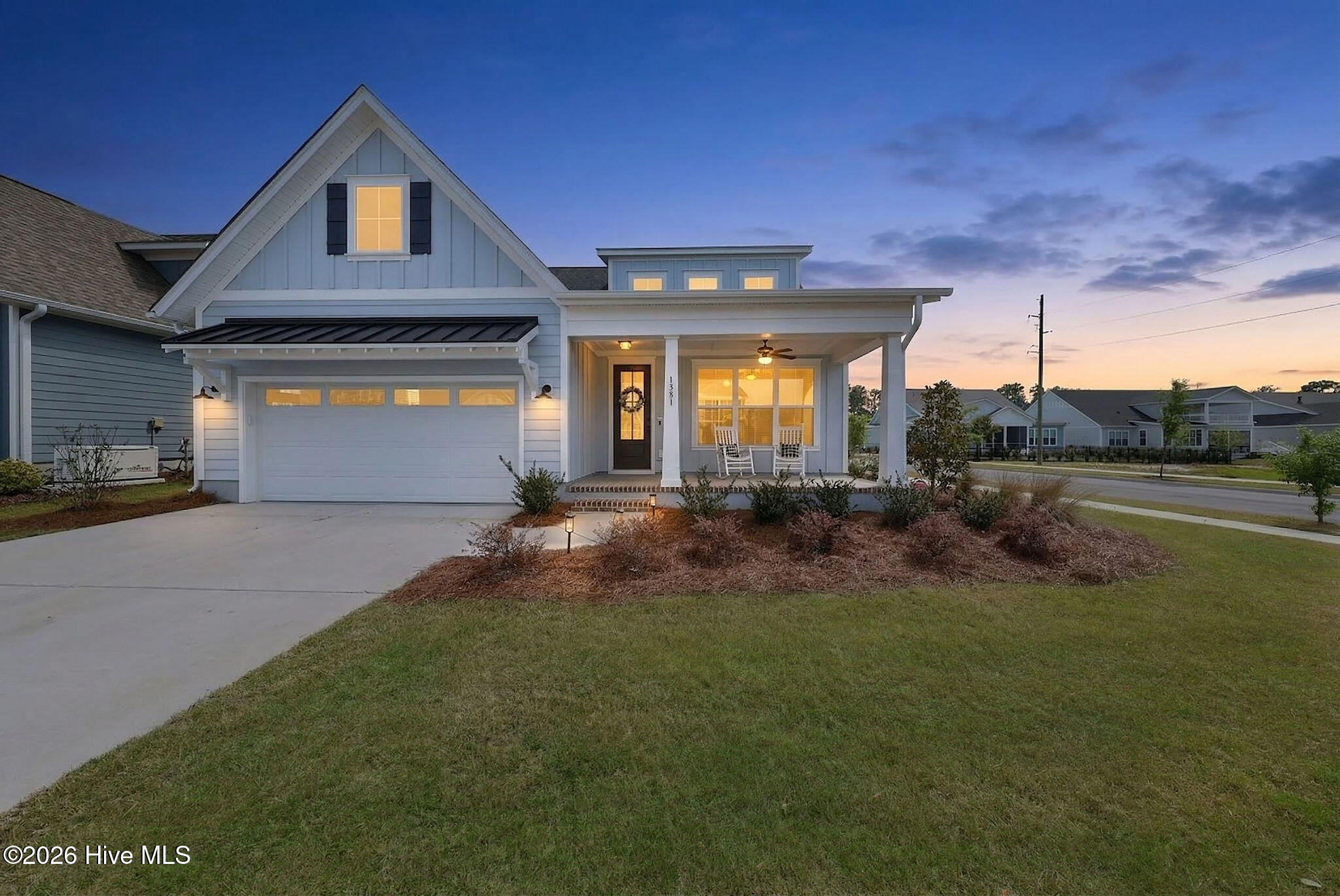 100567924 | Photo 81