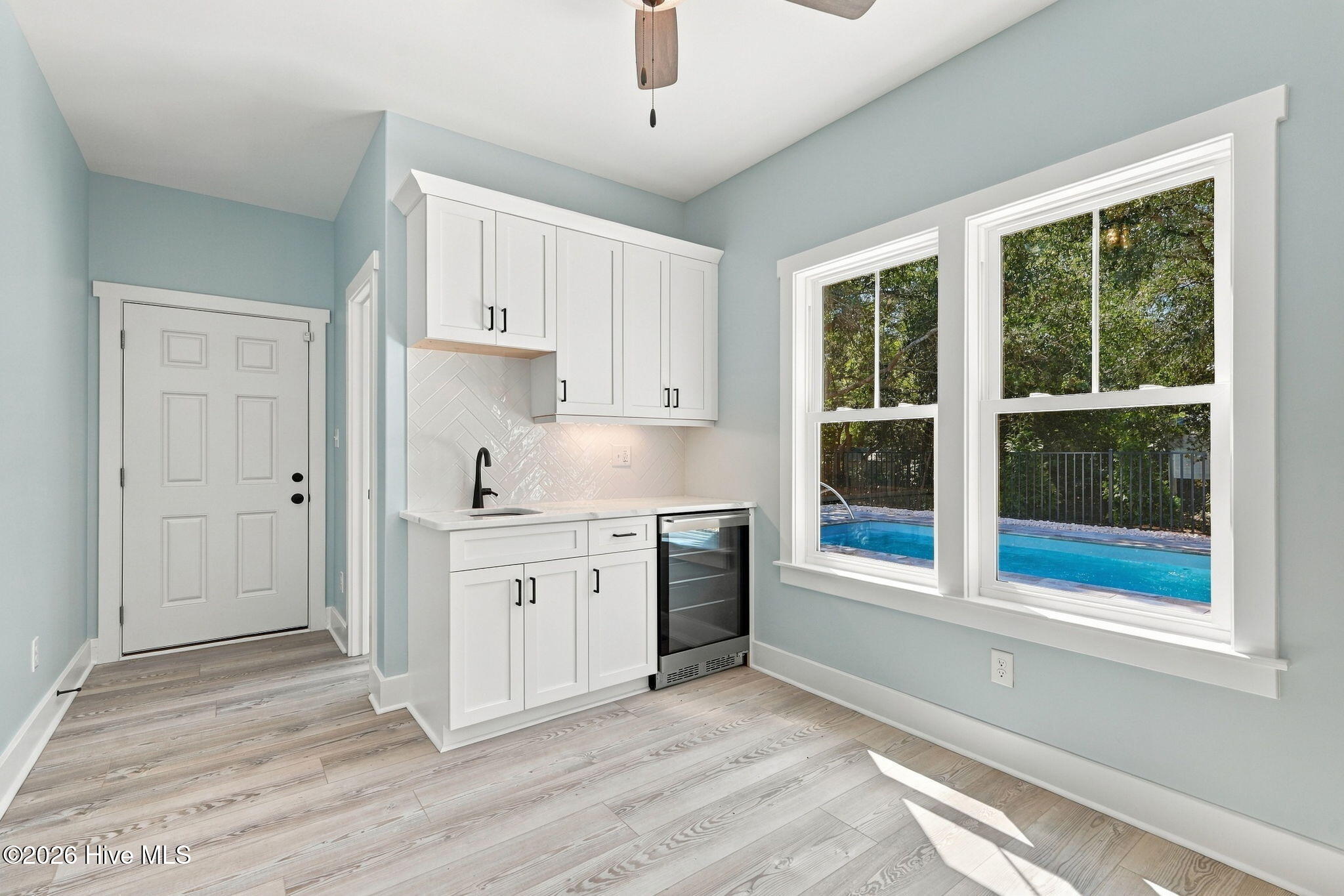 405 Emerald Landing 