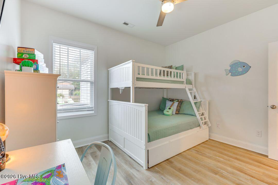 100559690 | Photo 19