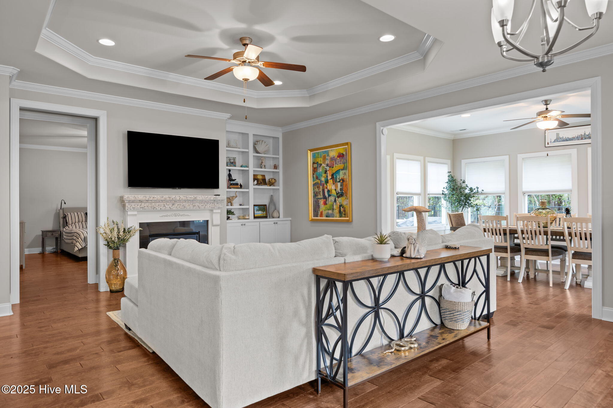 100536658 | Photo 14