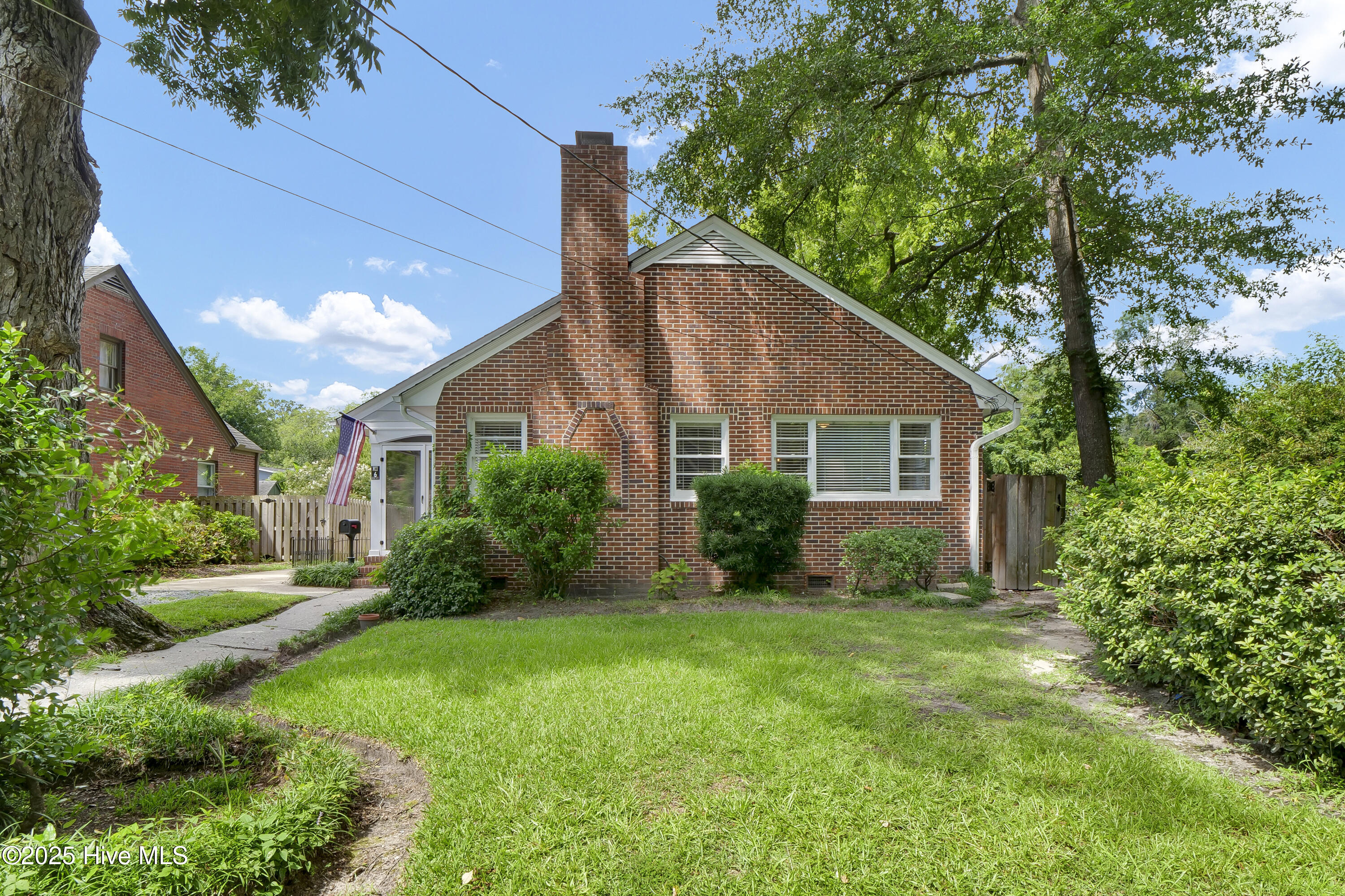 100523883 | Photo 56