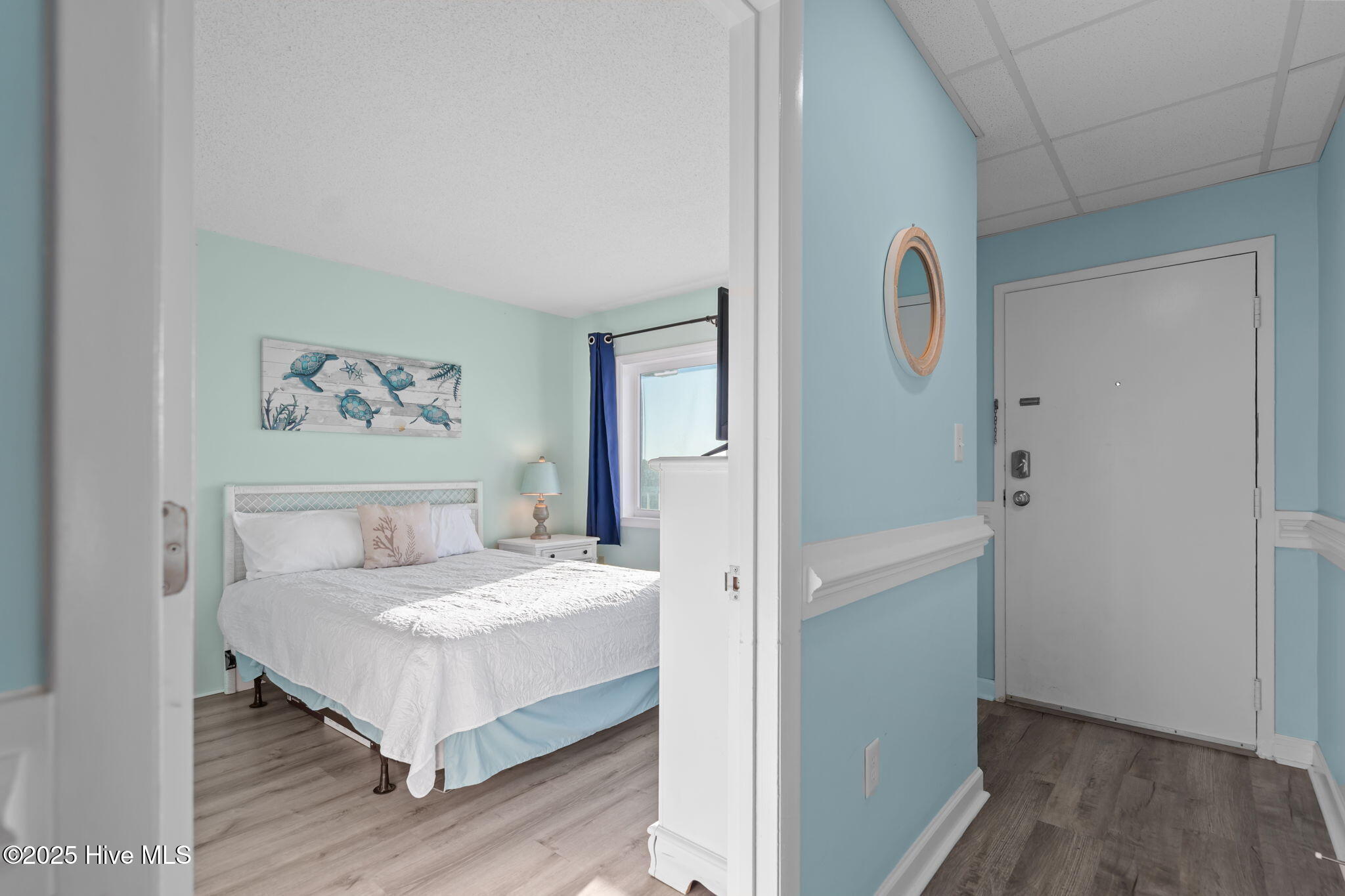 100570522 | Photo 29