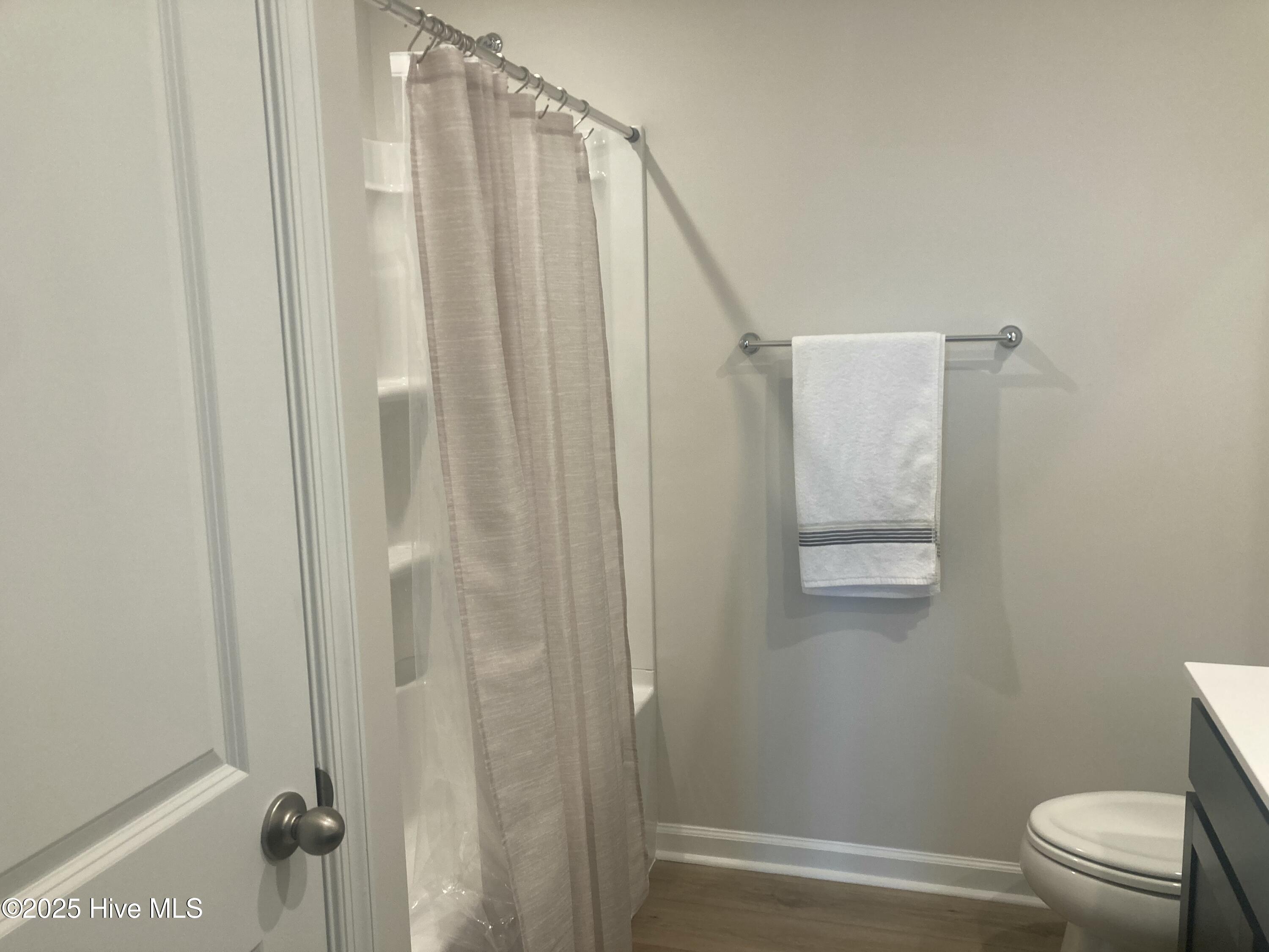 100525774 | Photo 12