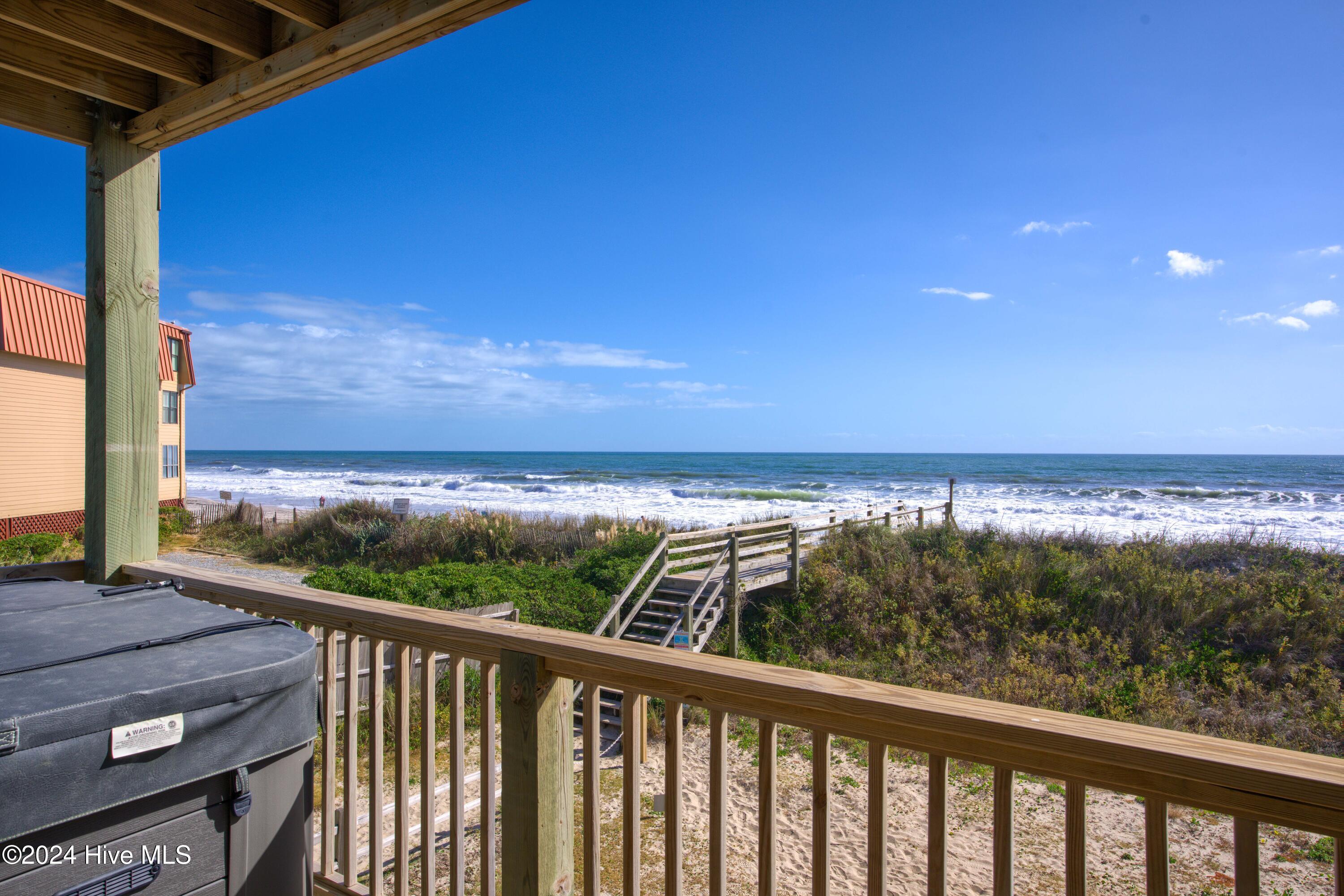 100549427 | Photo 30