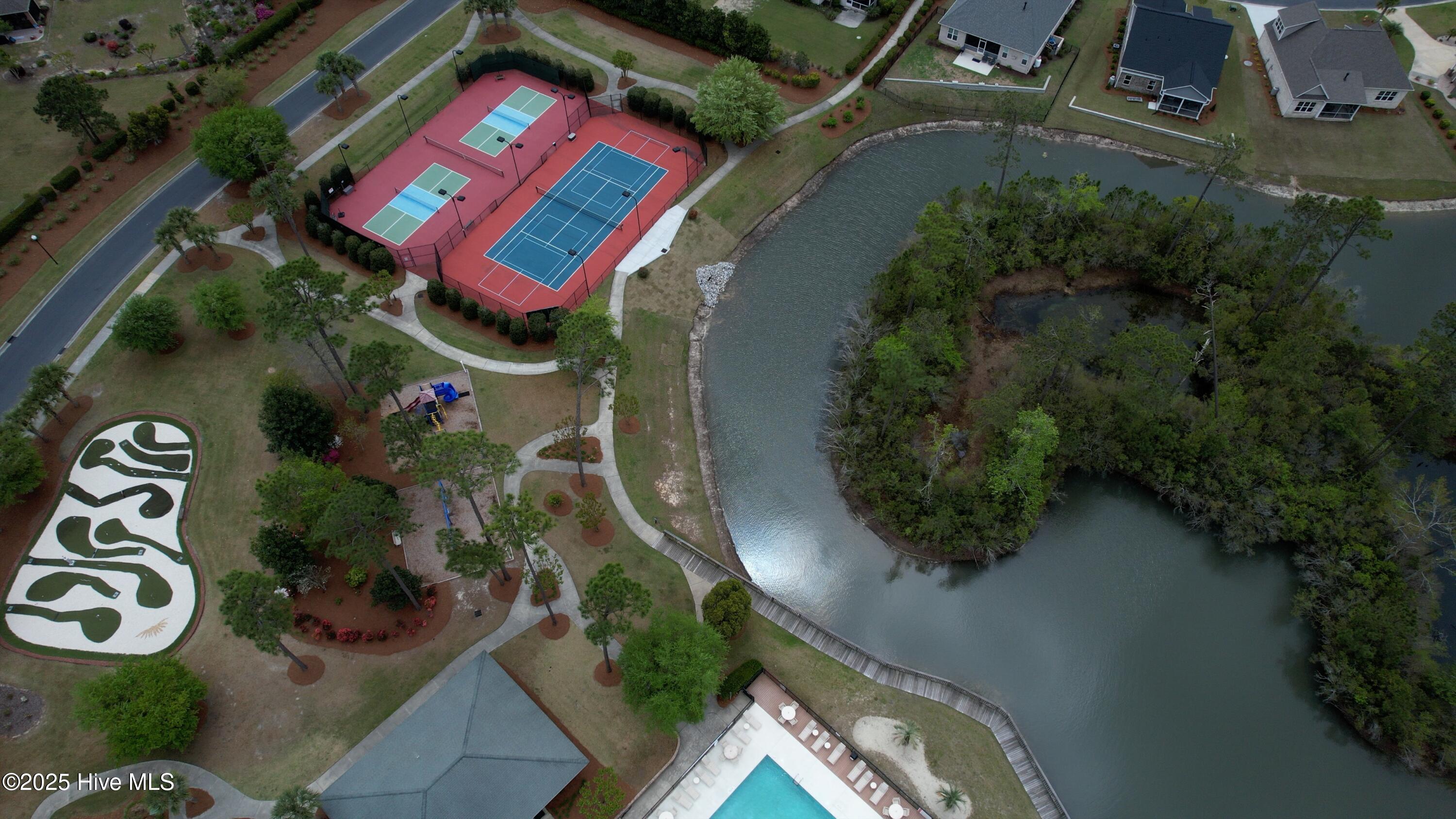 100424929 | Photo 35