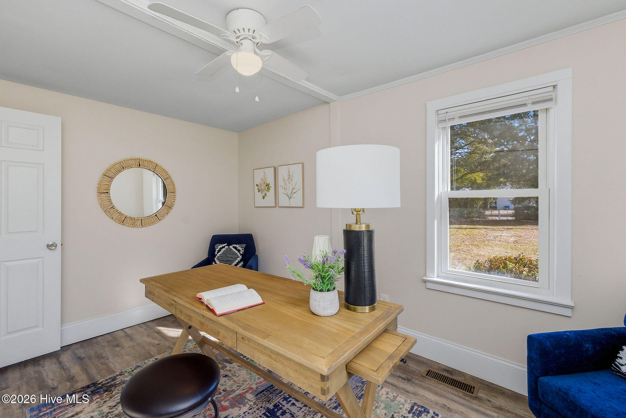 100555129 | Photo 16