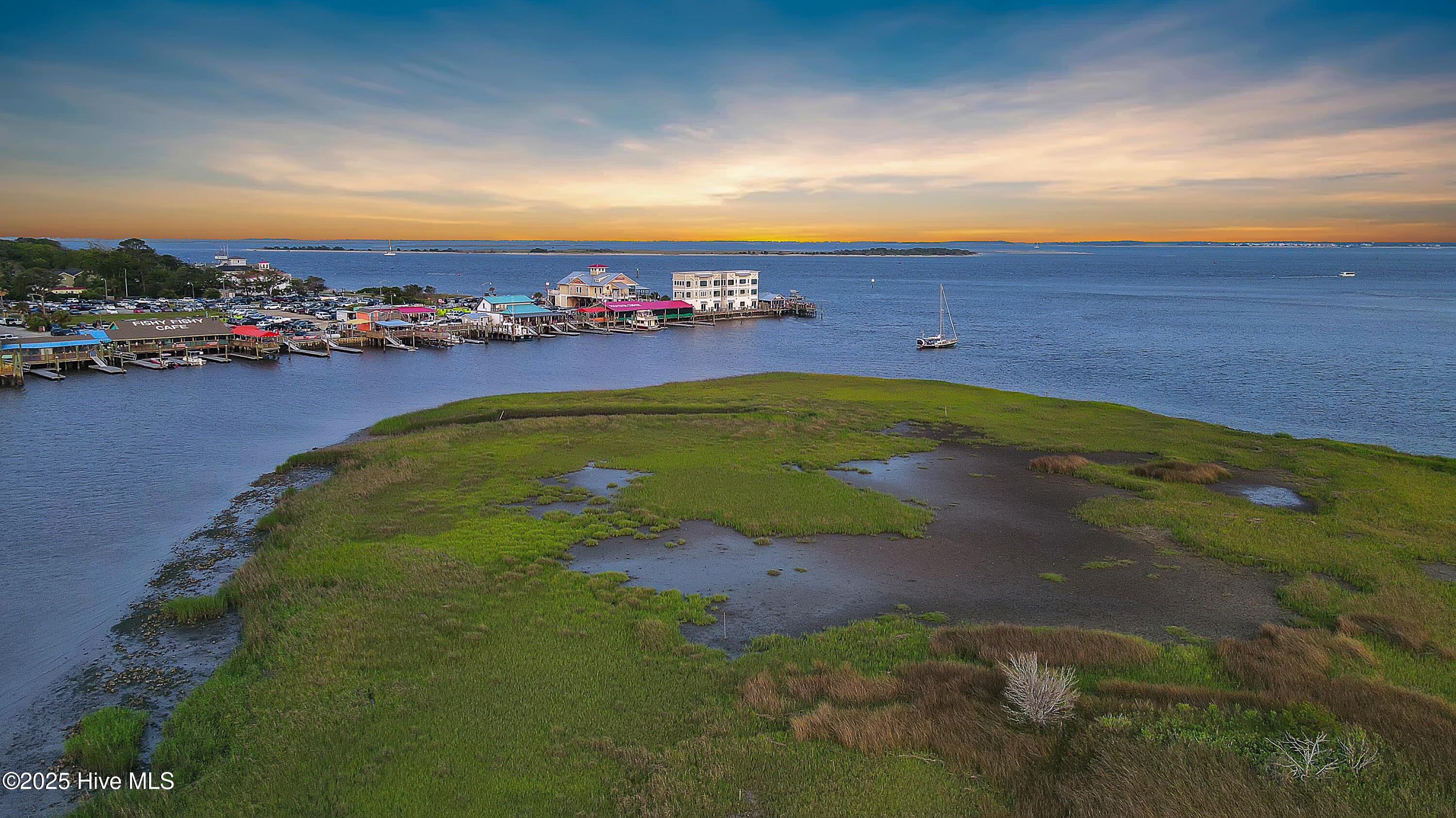 100530448 | Photo 32