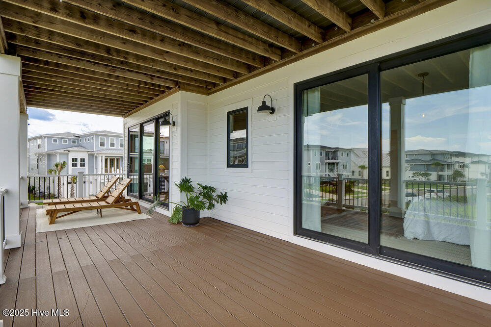 100520014 | Photo 36