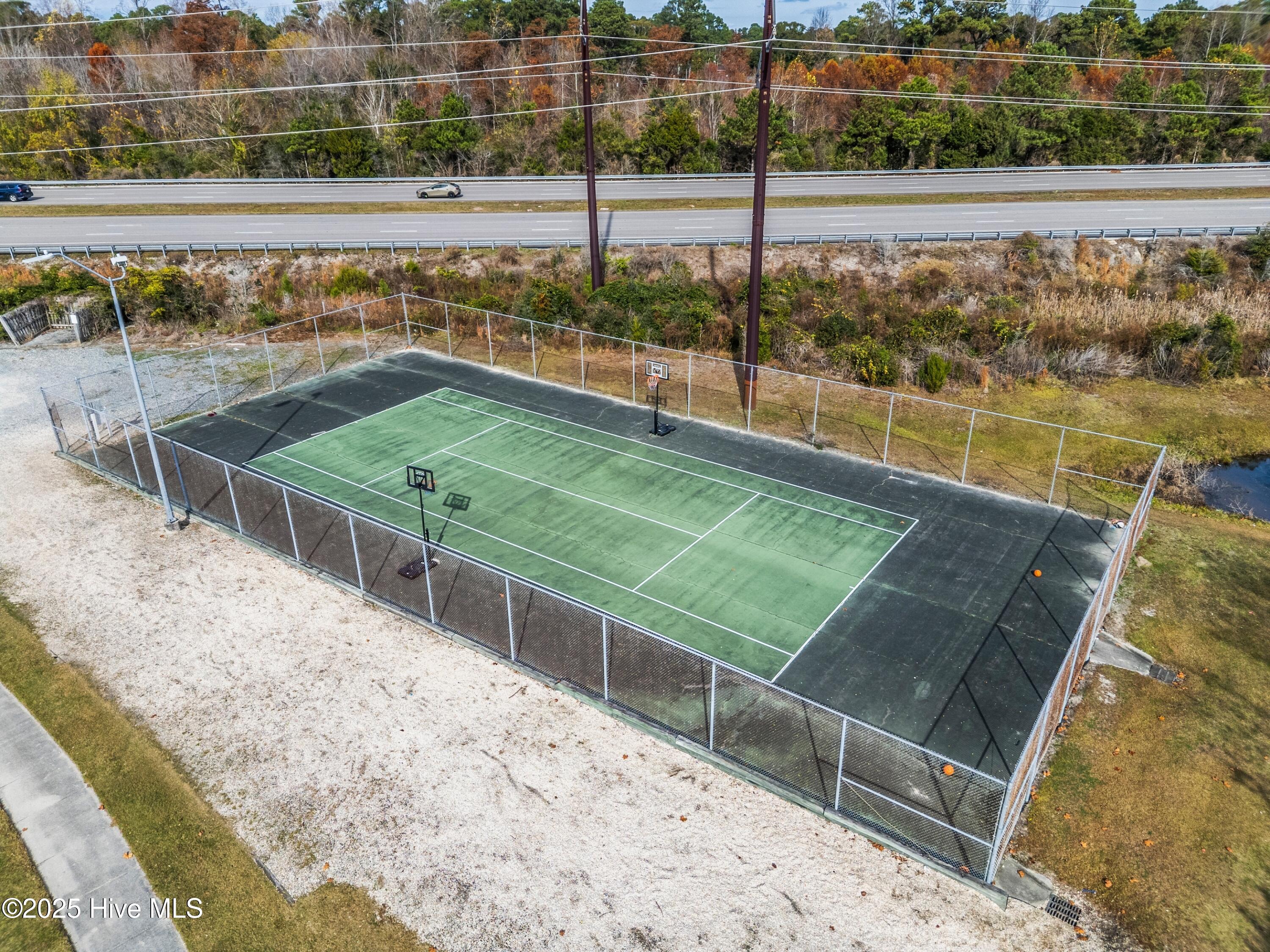 100543114 | Photo 47