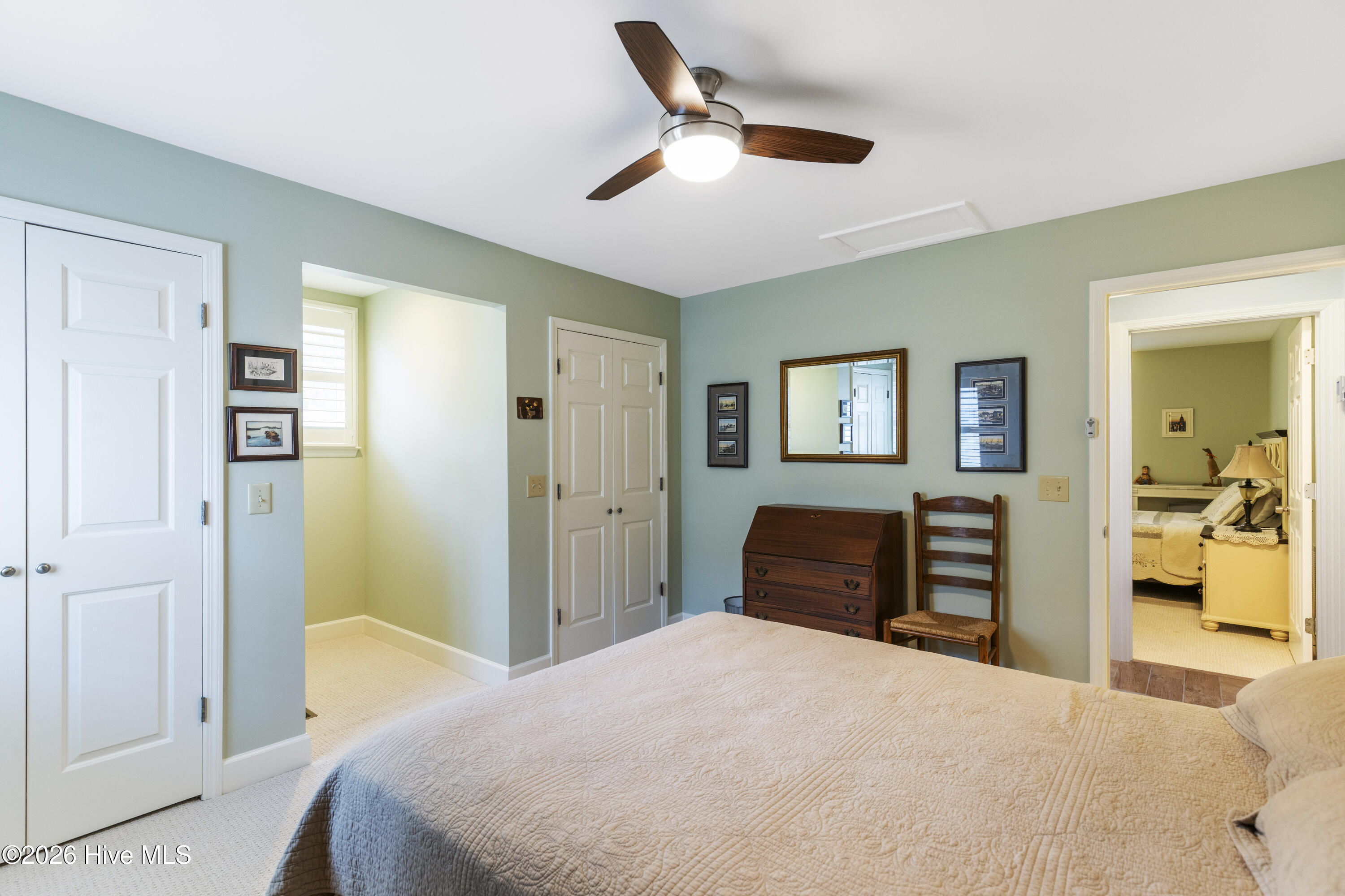 100569579 | Photo 61