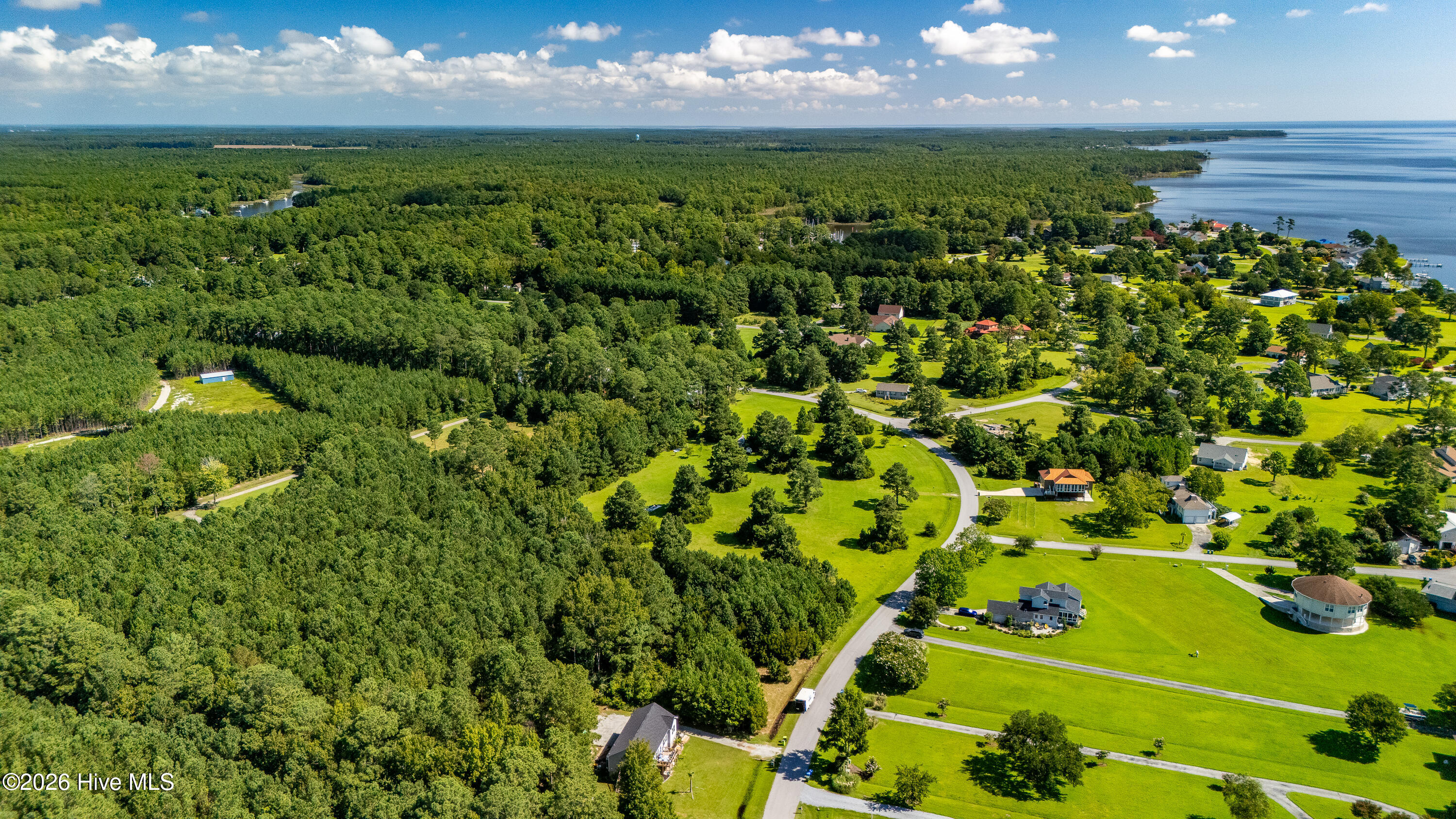 2106 White Farm Road,Oriental