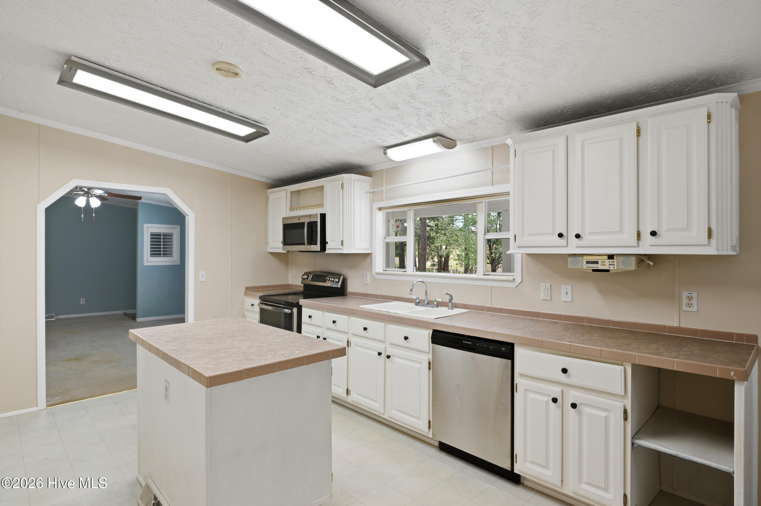 2639 Nc Highway 211, Clarkton, NC, 28433