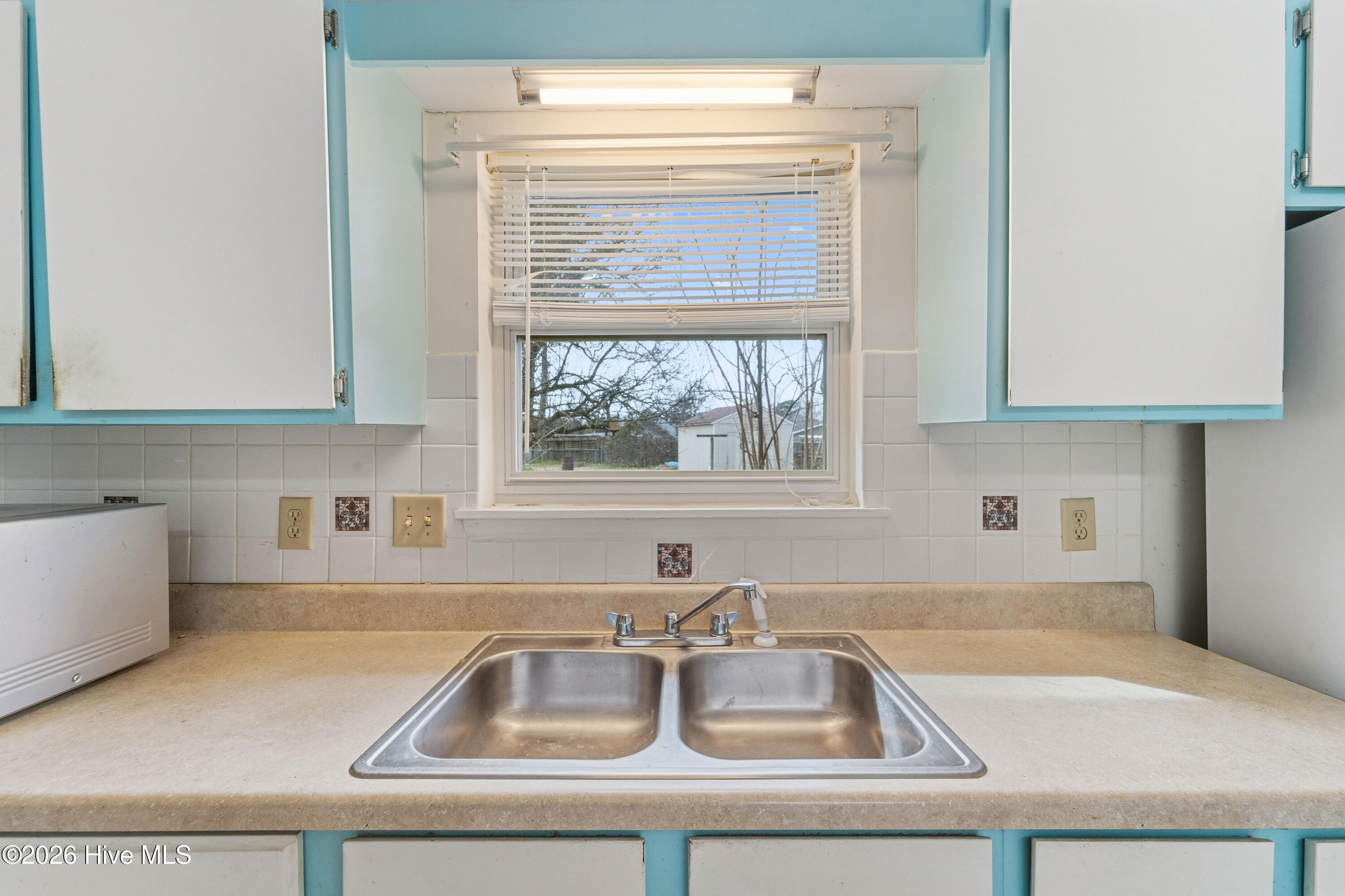 100556367 | Photo 15