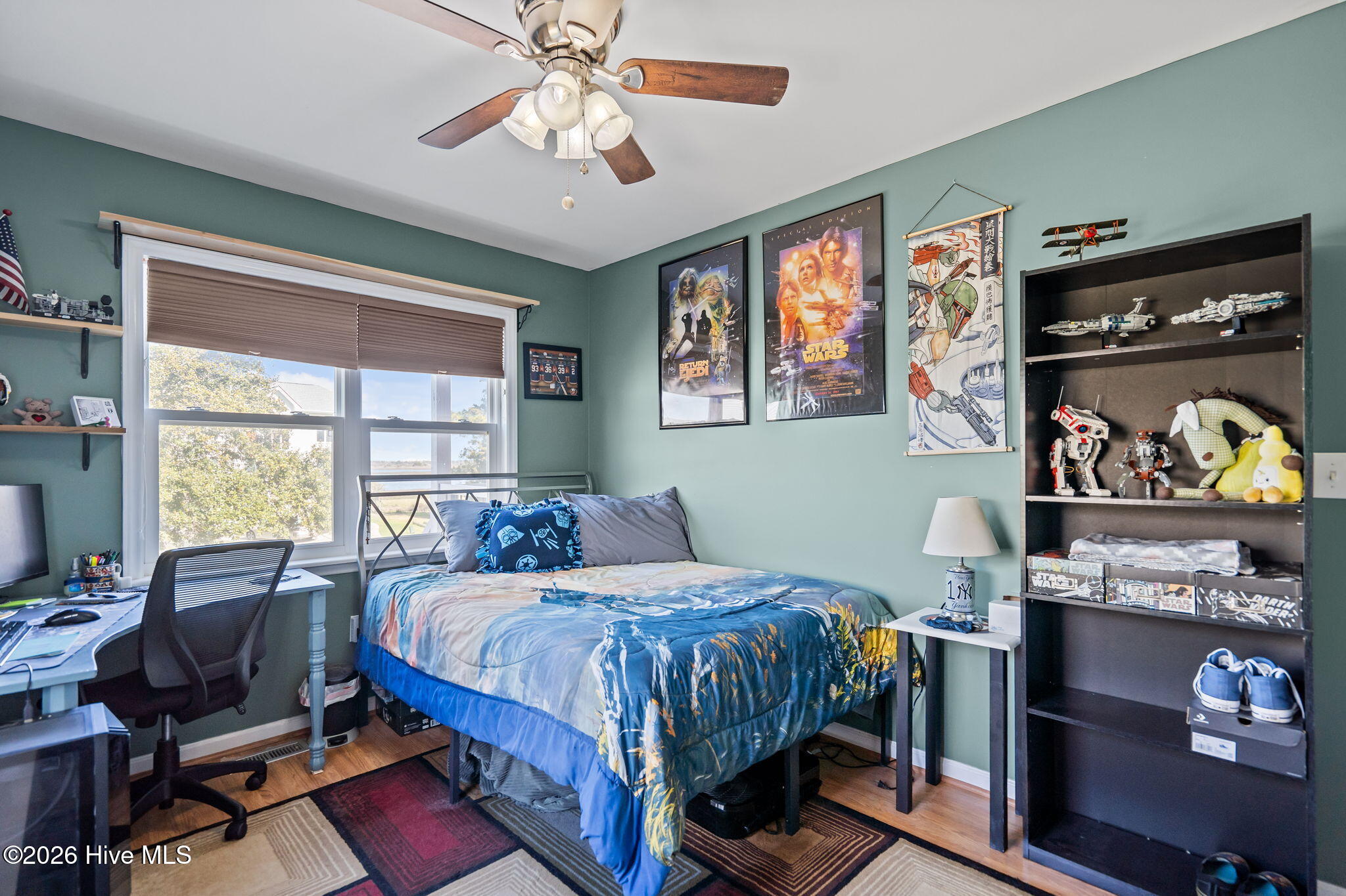 100561498 | Photo 28