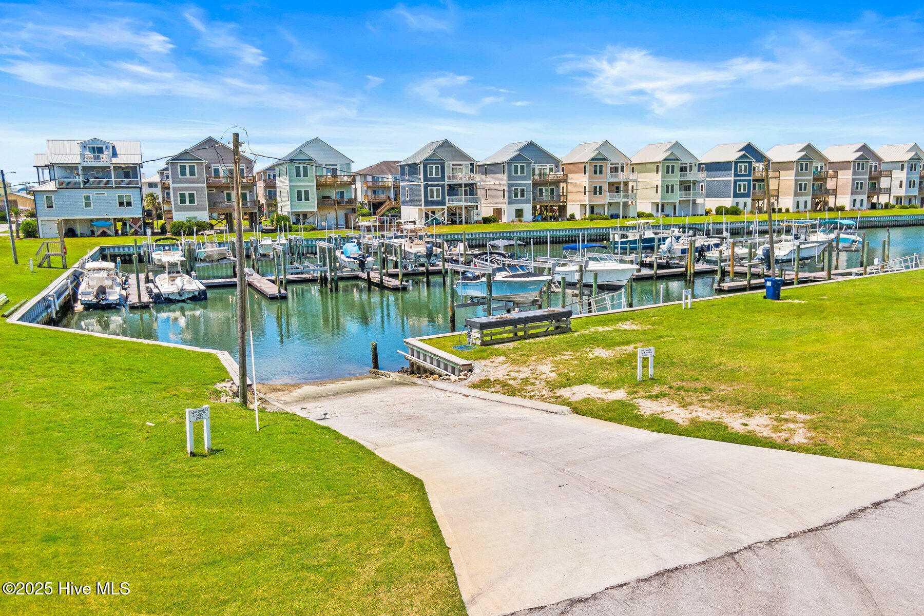 100518577 | Photo 61